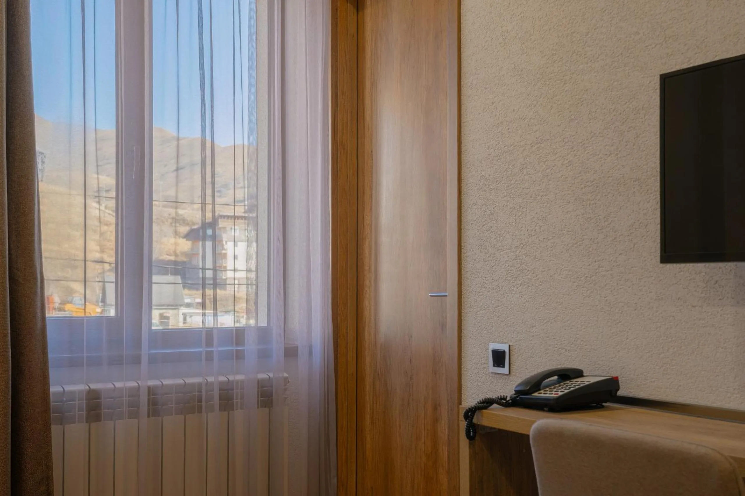 Ereto Hotel by SnowTime