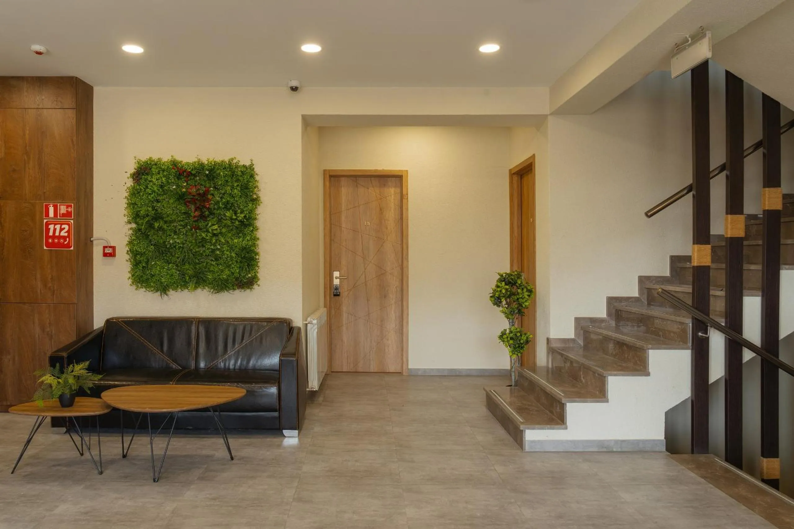 Ereto Hotel by SnowTime