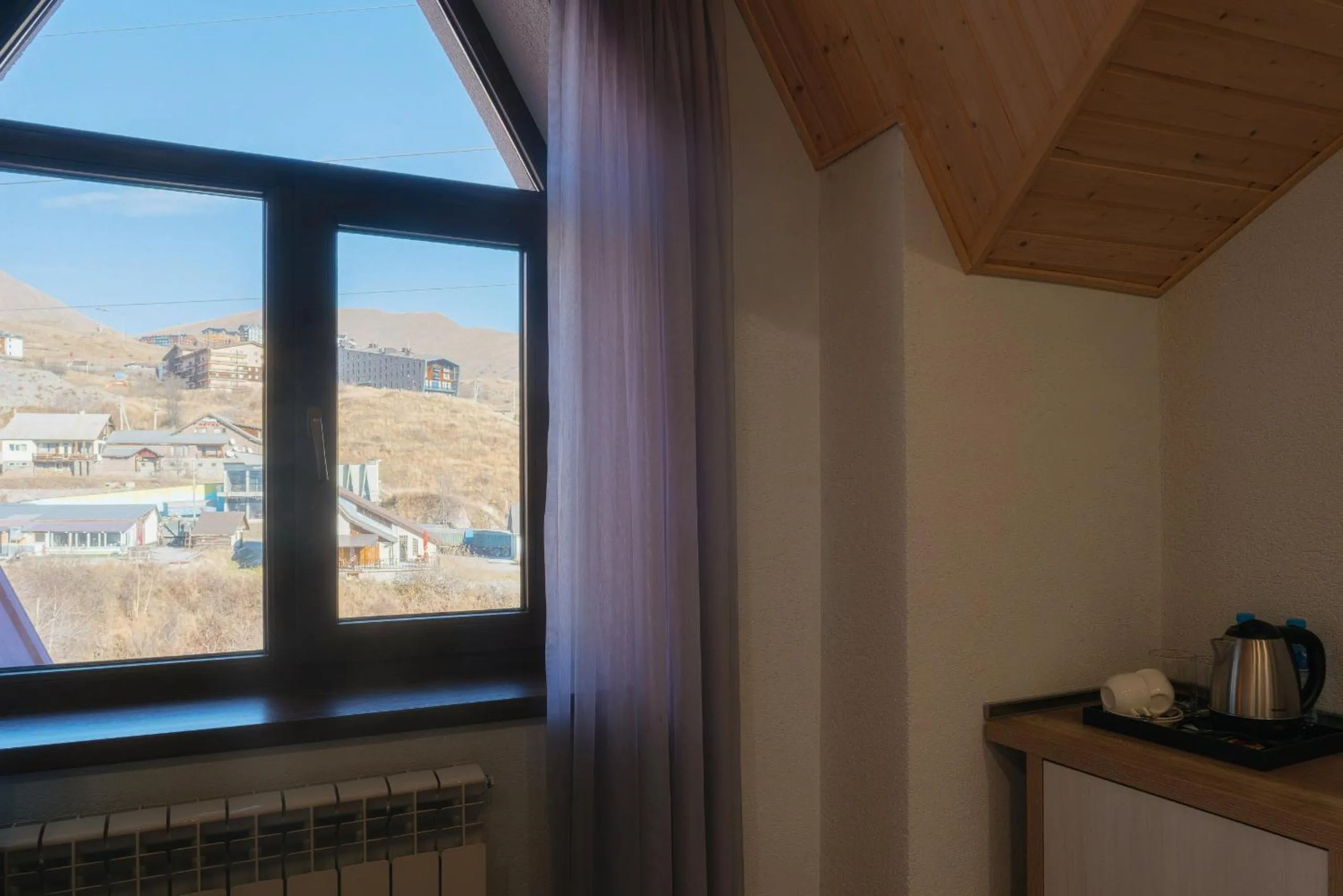 Autumn in Ereto Hotel by SnowTime