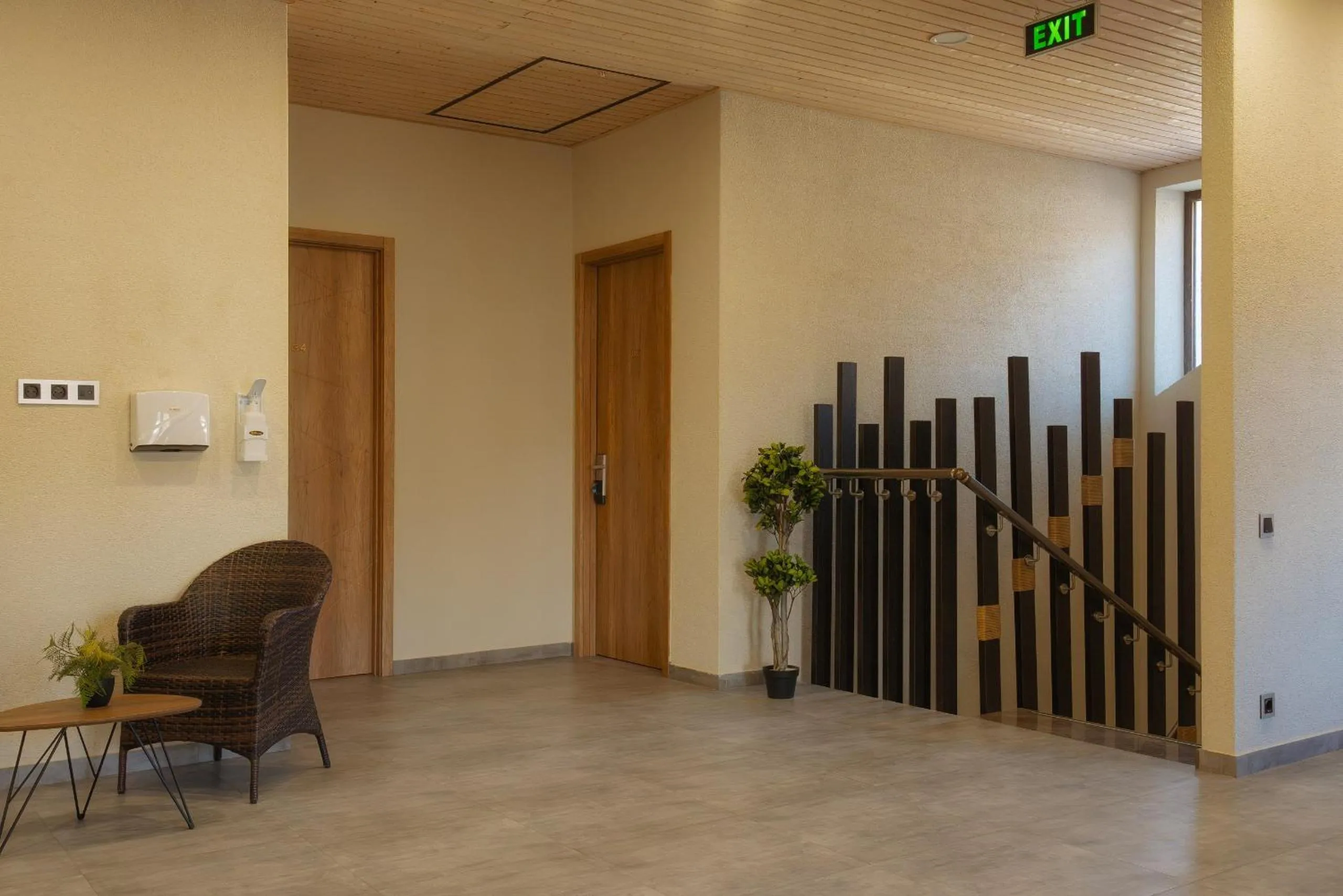 Ereto Hotel by SnowTime