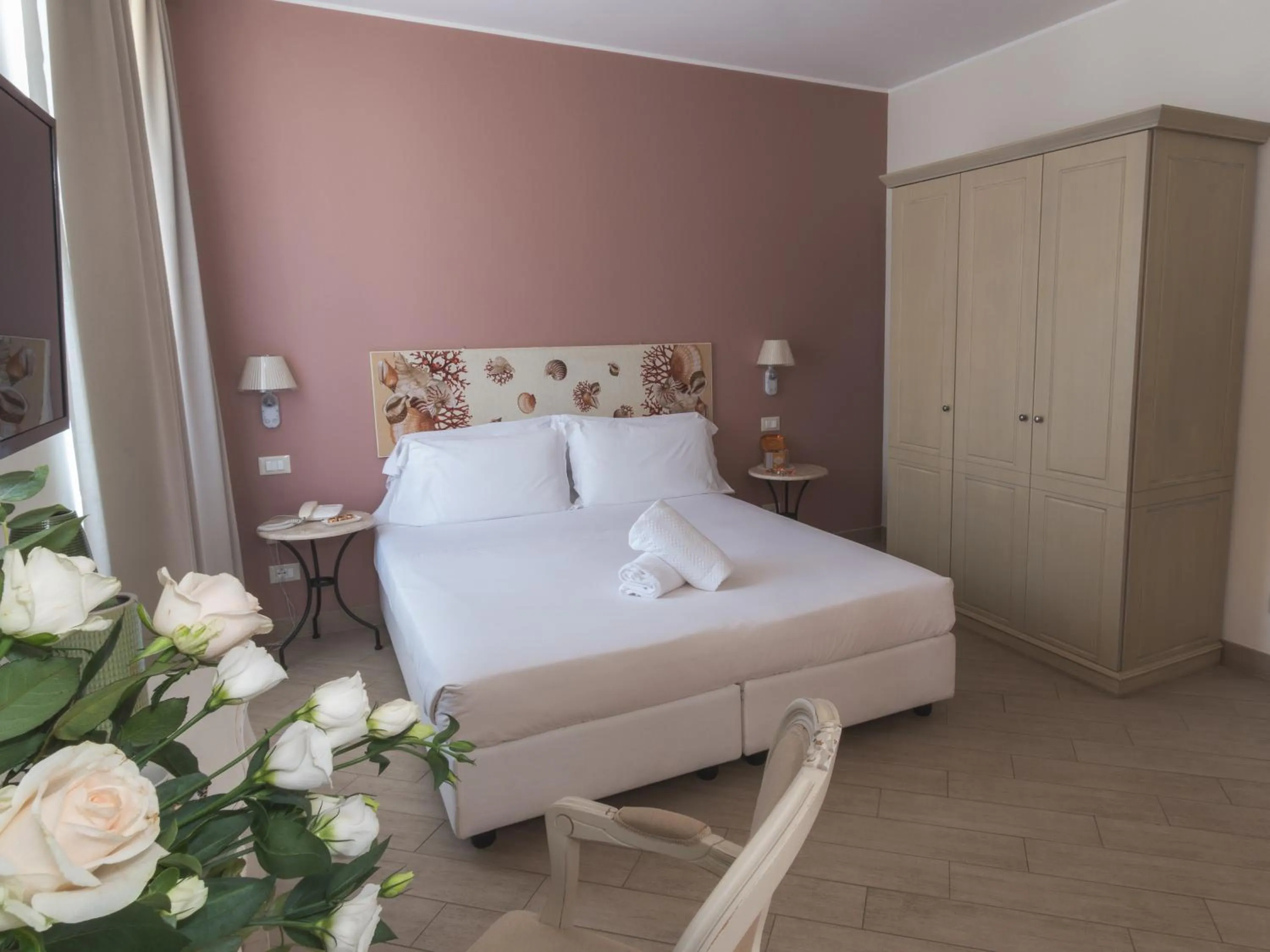 Bed in Hotel San Pietro Palace