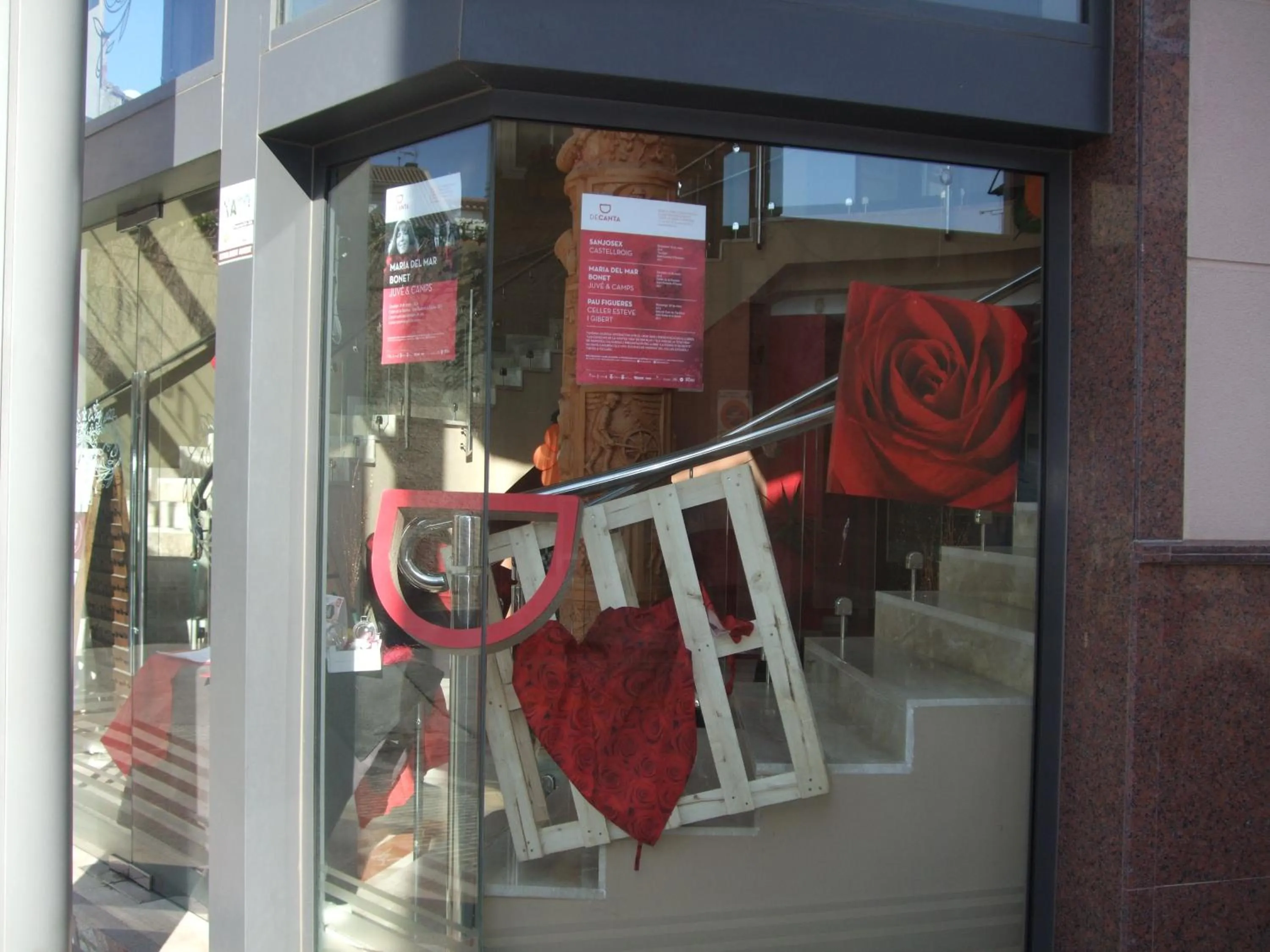 Facade/entrance in Hotel Fonda Neus