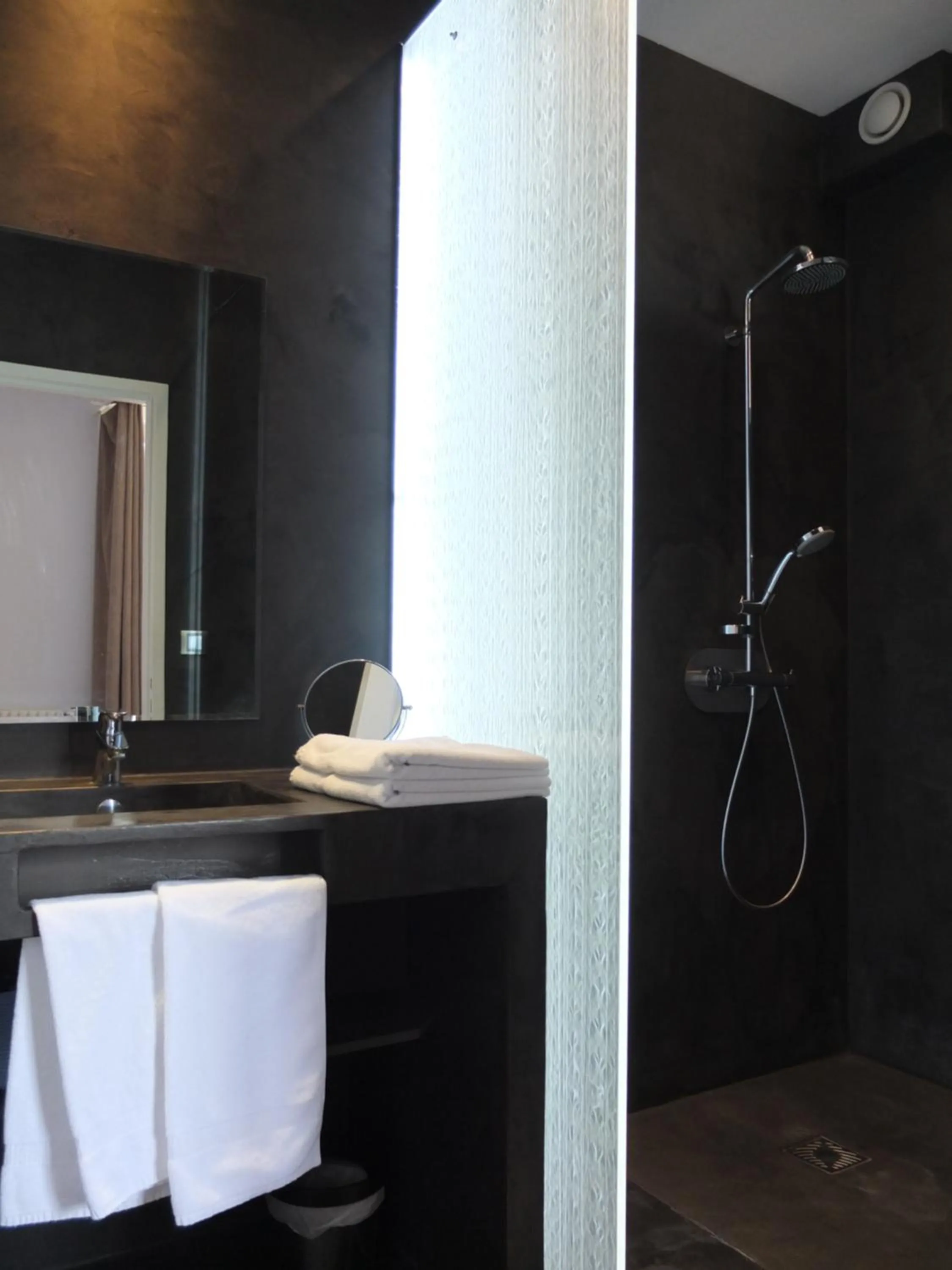Toilet in Le Talluy