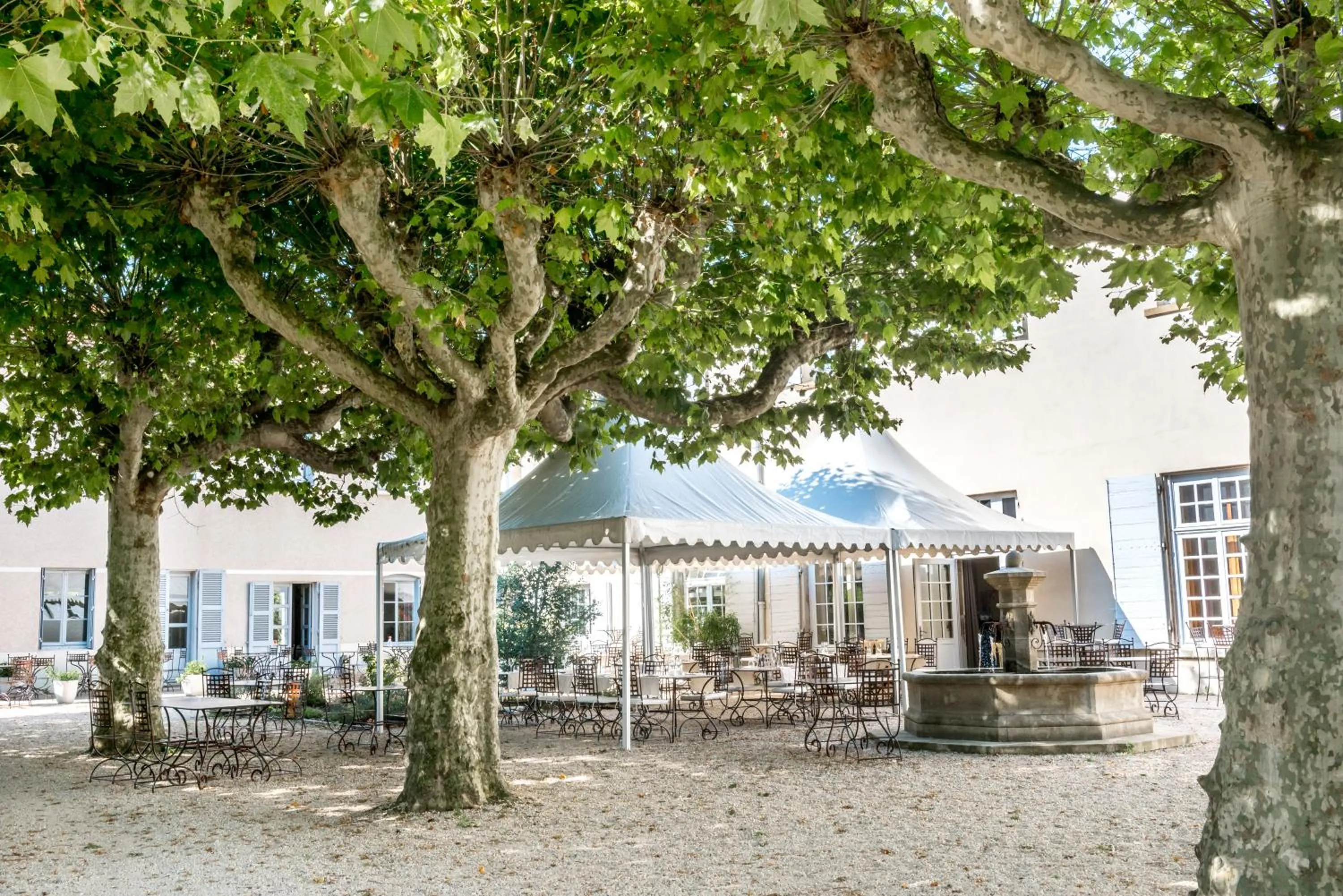 Property building in Le Talluy