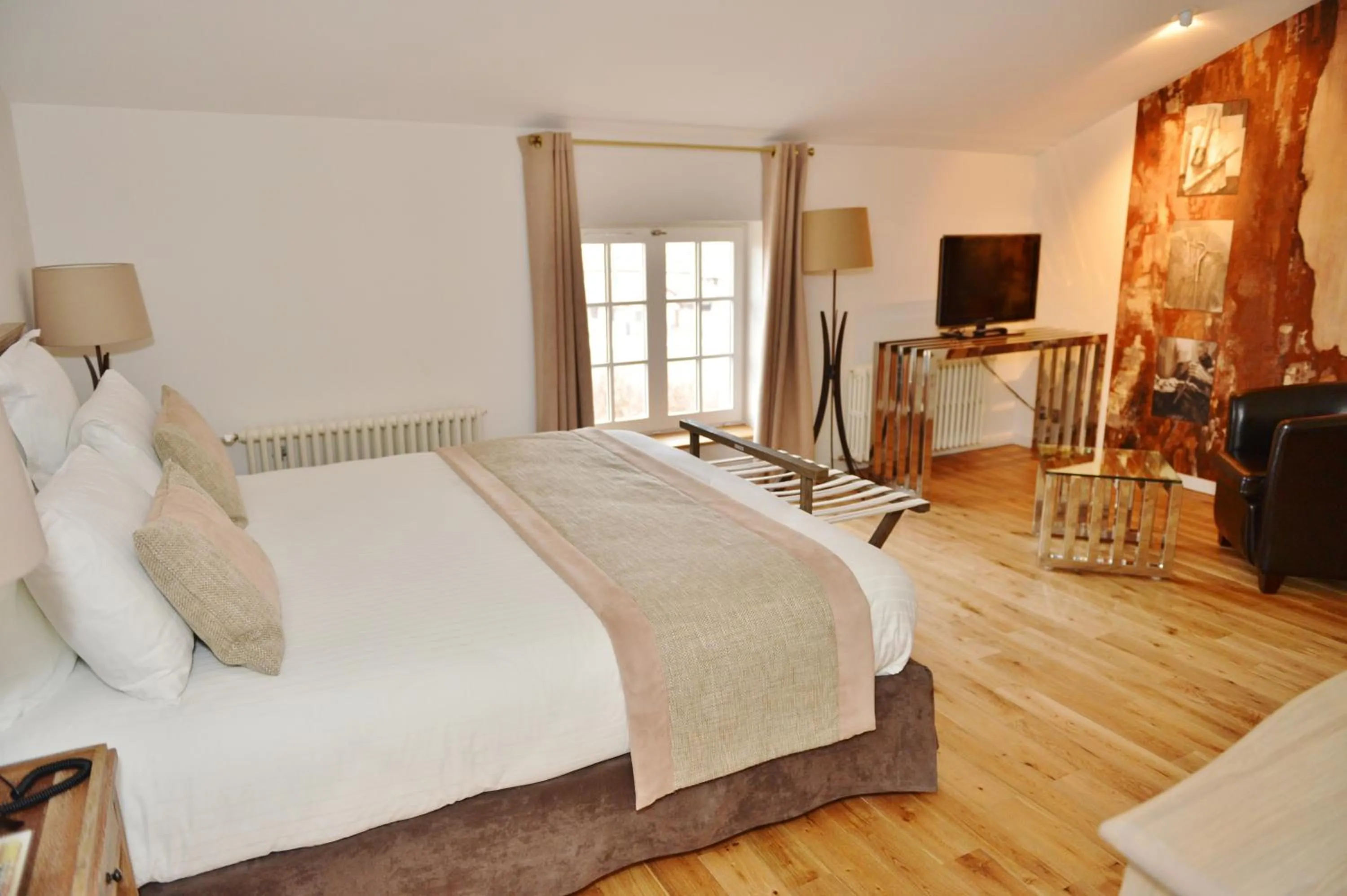 TV and multimedia, Bed in Le Talluy