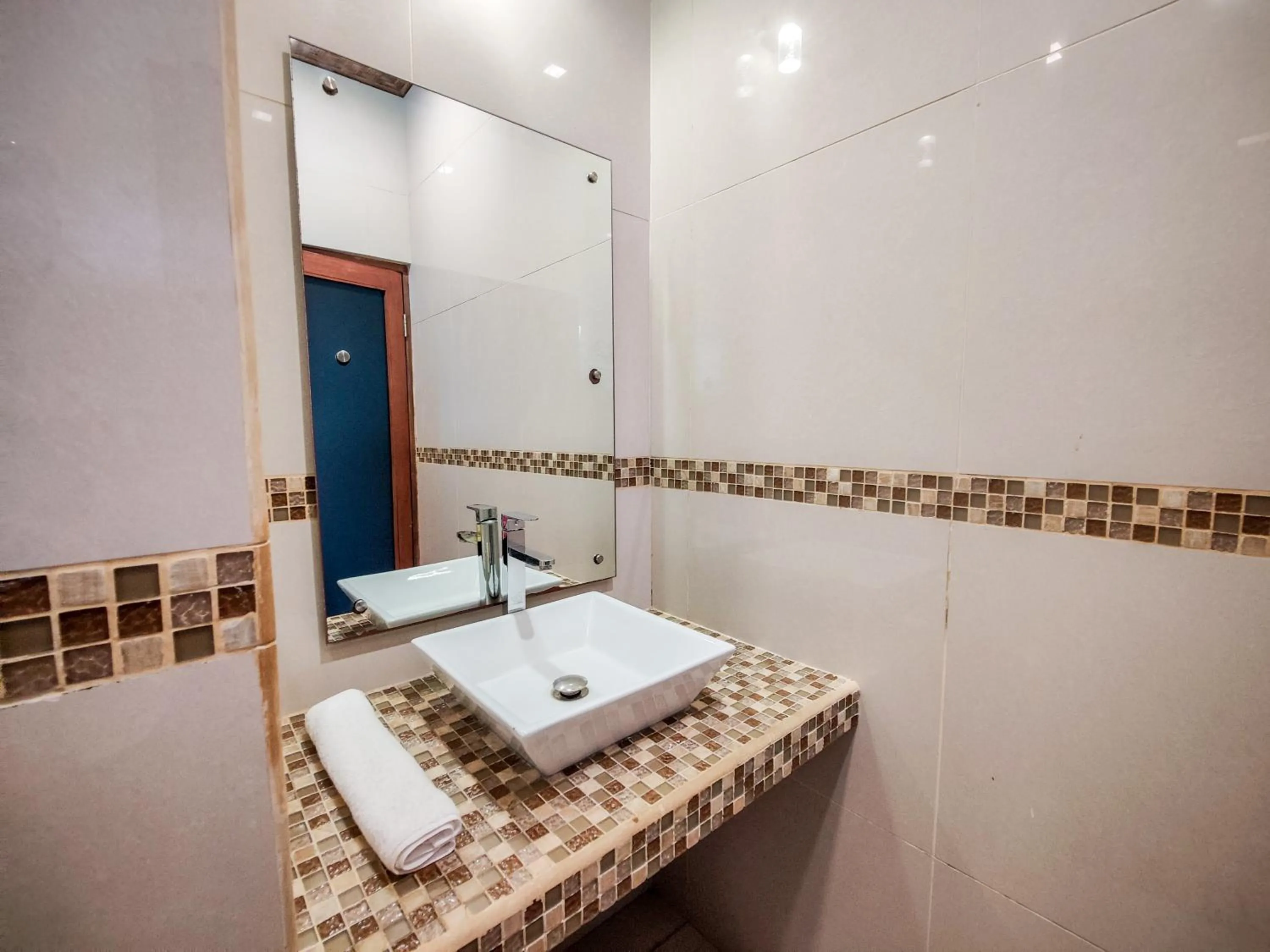 Bathroom in Ekas Surf Resort & Surf Camp