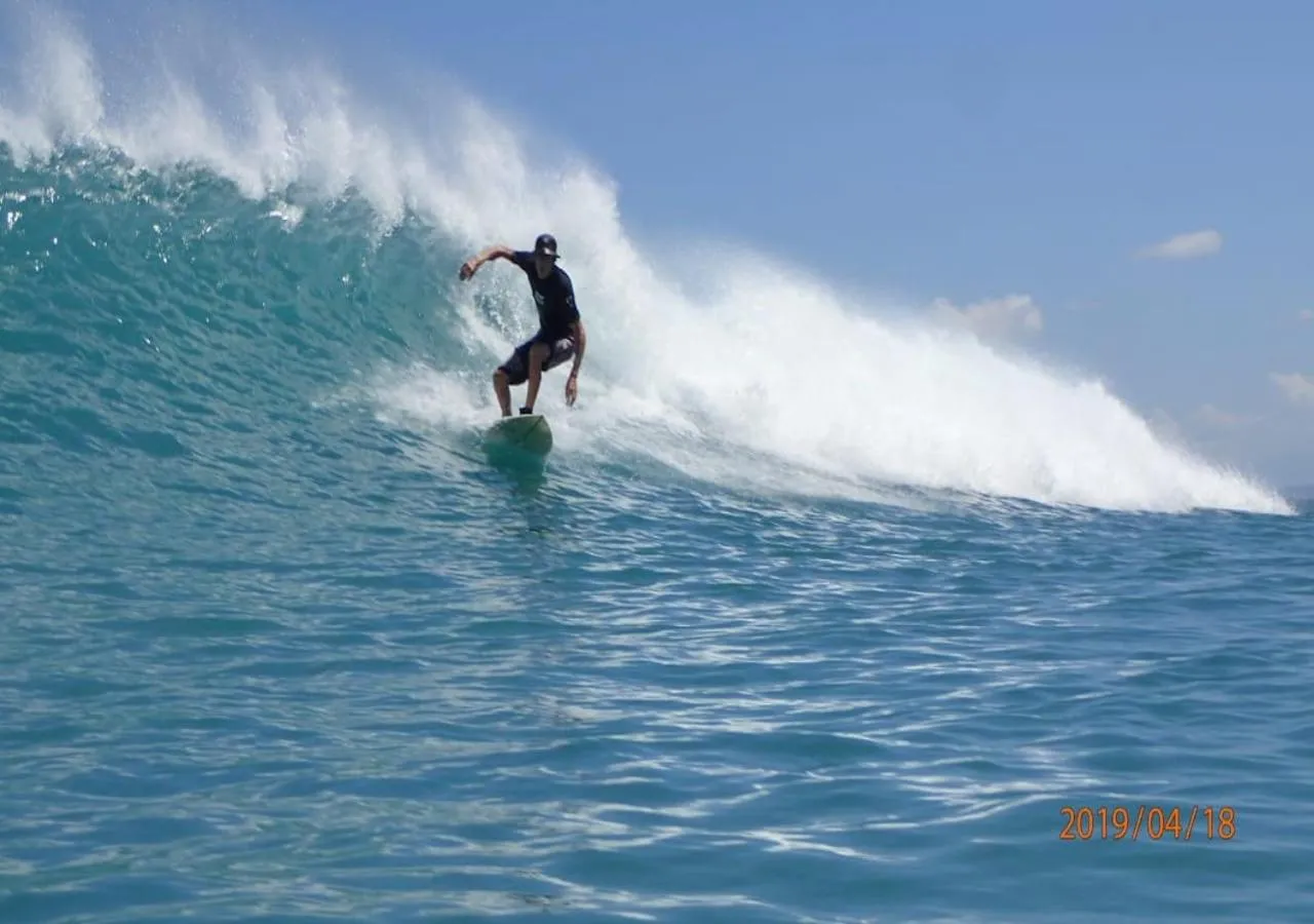 Ekas Surf Resort & Surf Camp