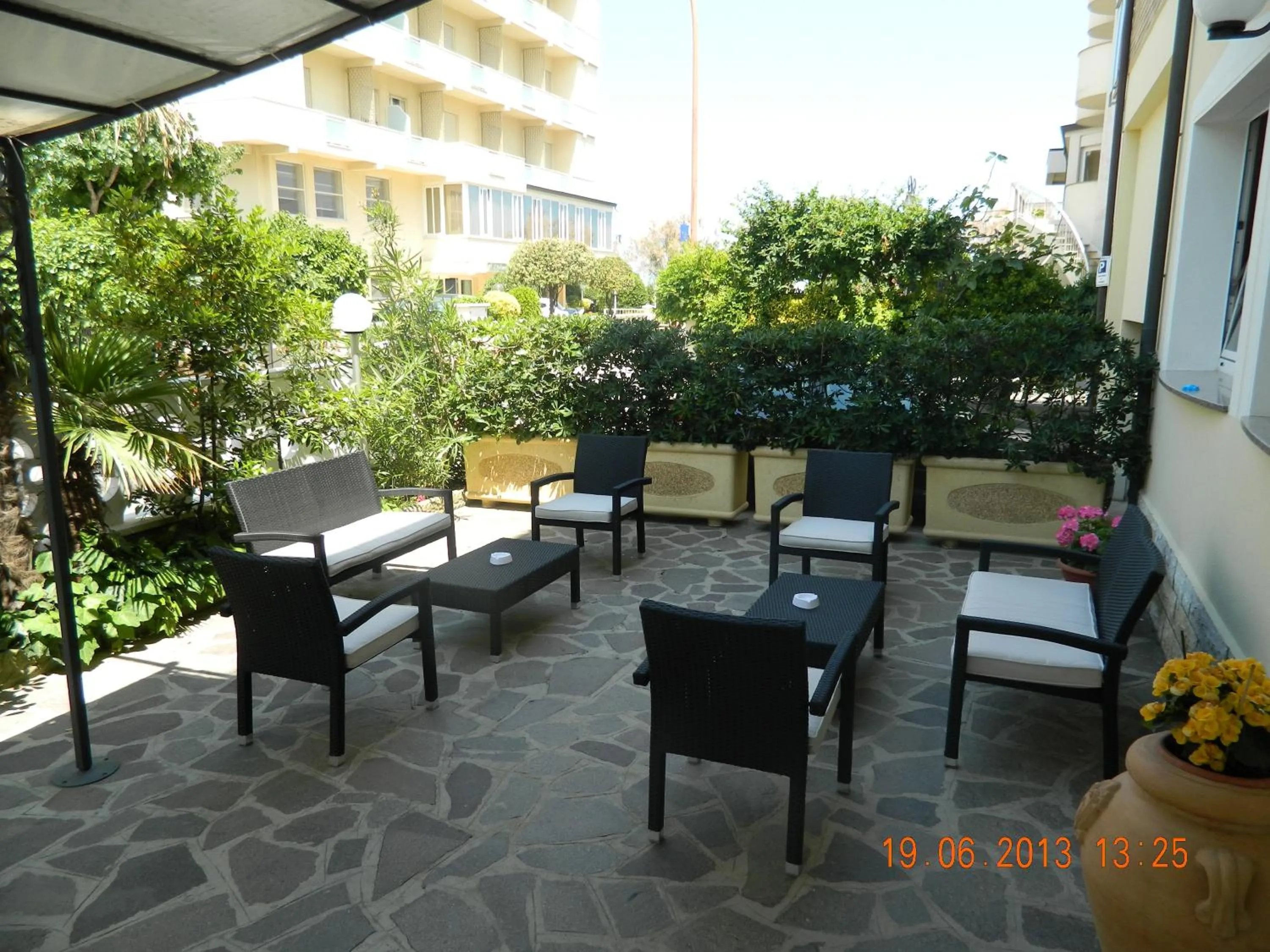 Patio in Hotel Rivamare