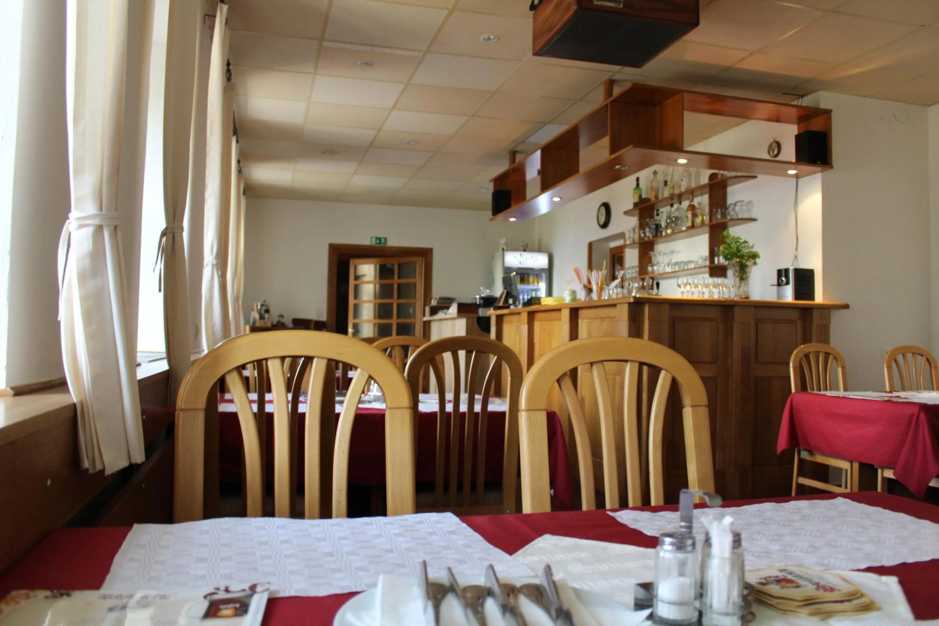 Restaurant/places to eat in Hotel U Apoštola