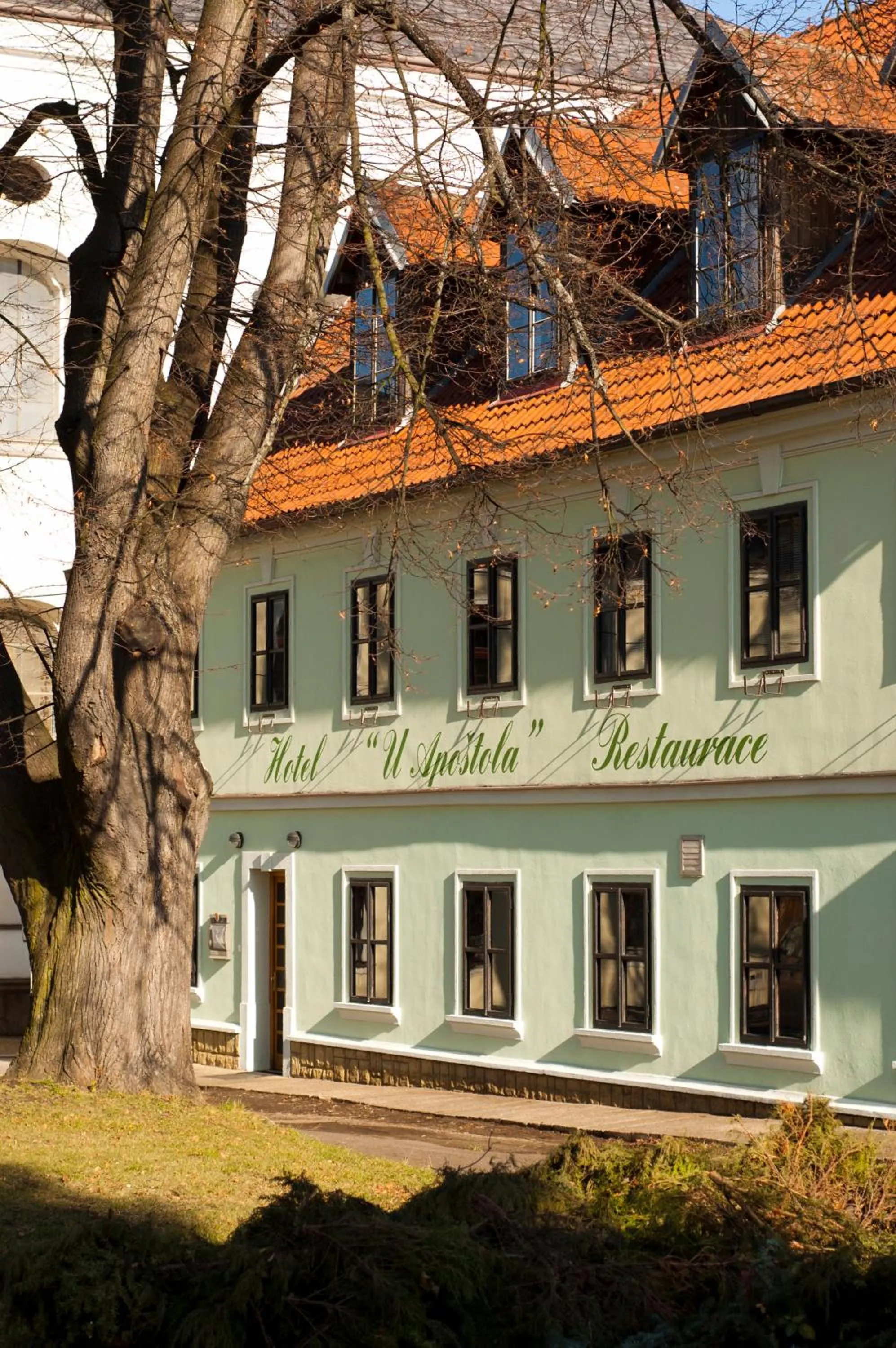 Facade/entrance in Hotel U Apoštola