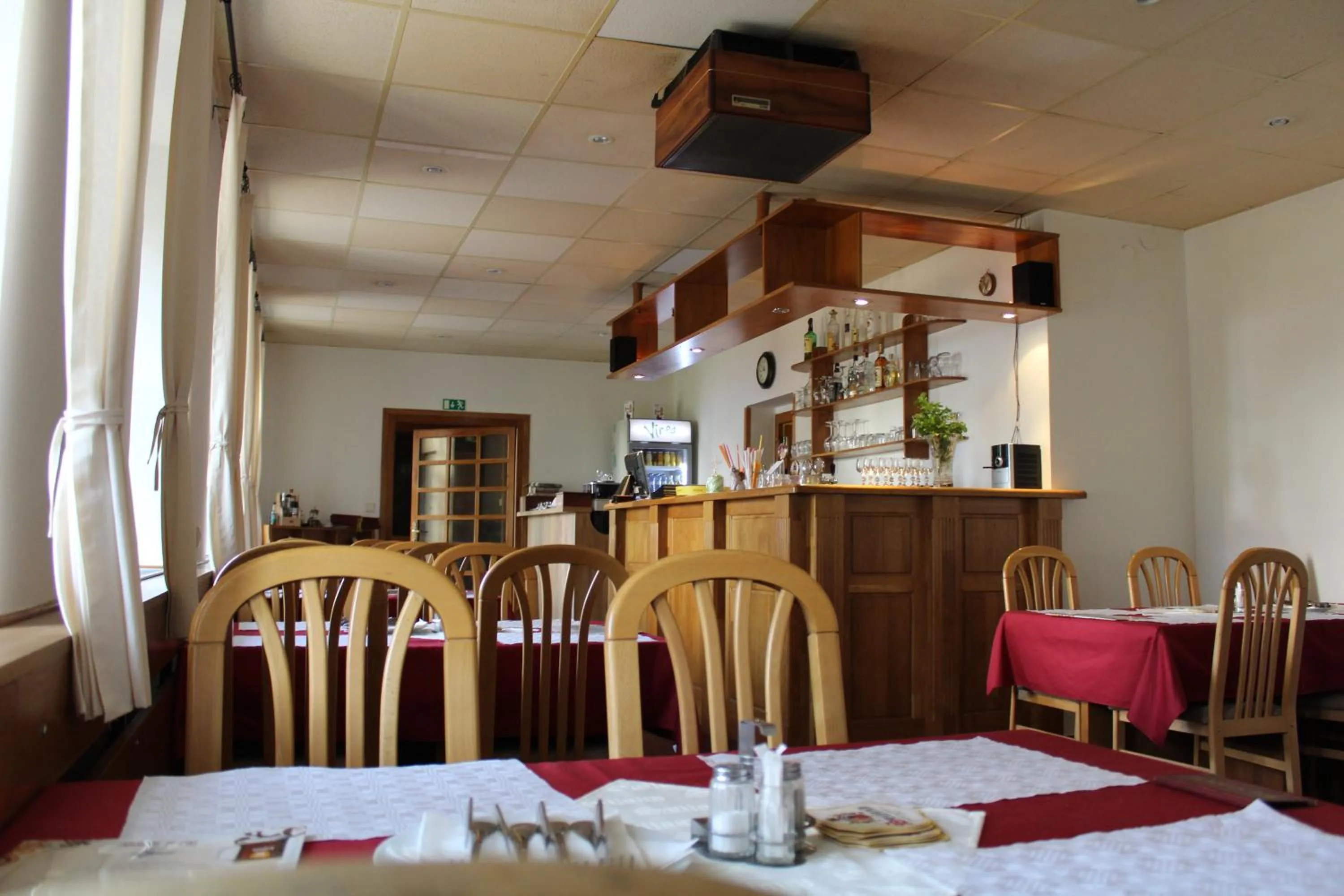 Restaurant/places to eat in Hotel U Apoštola