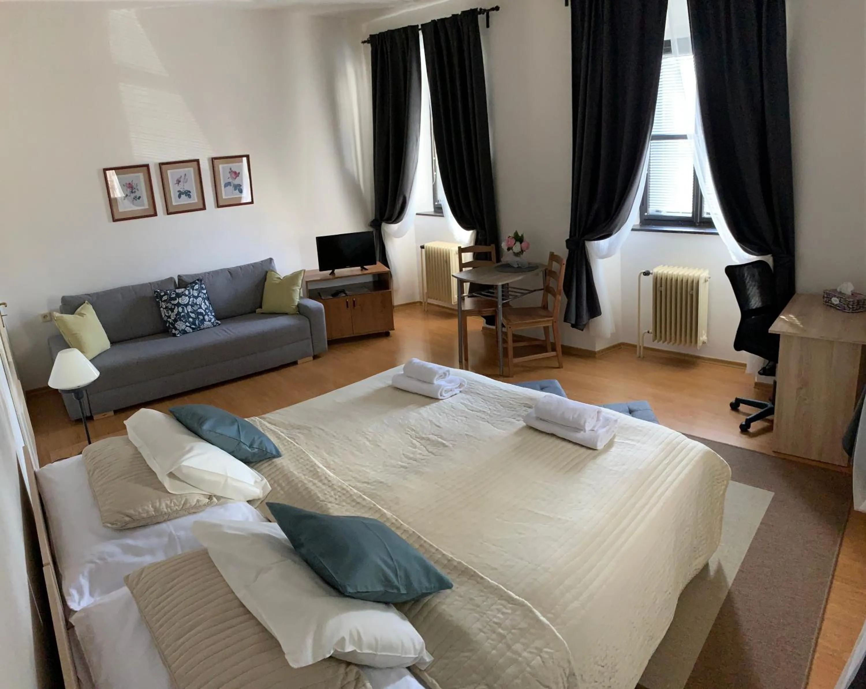 Bed in Hotel U Apoštola