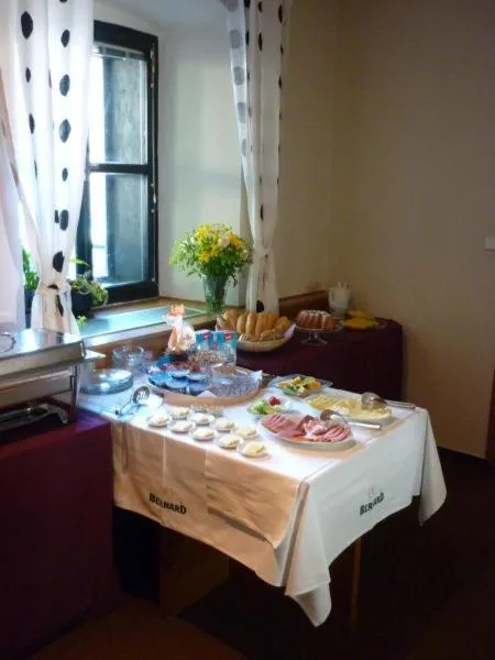 Breakfast in Hotel U Apoštola