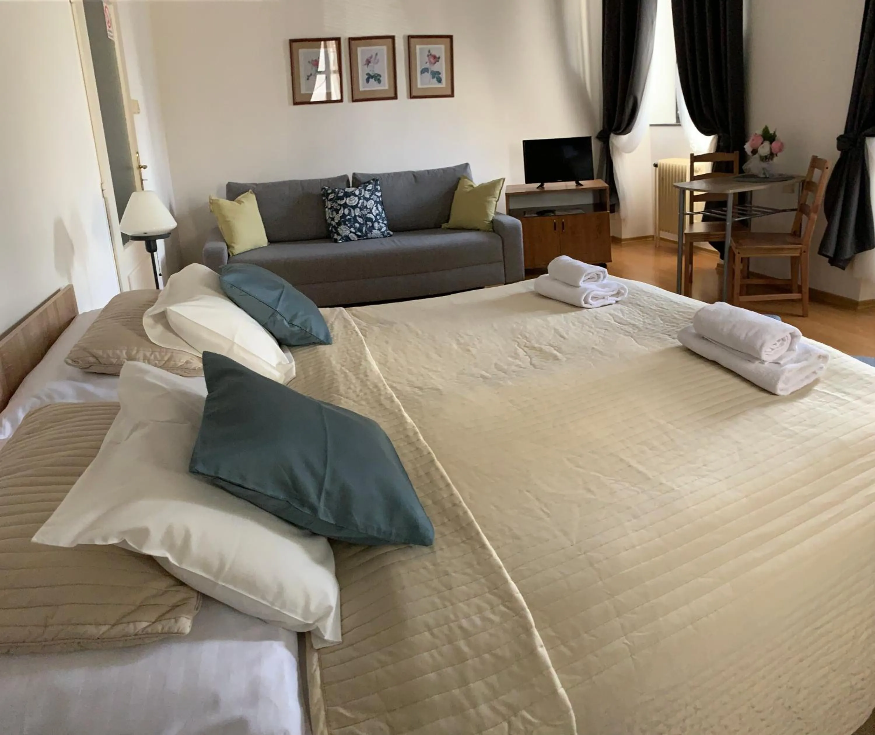 Bed in Hotel U Apoštola