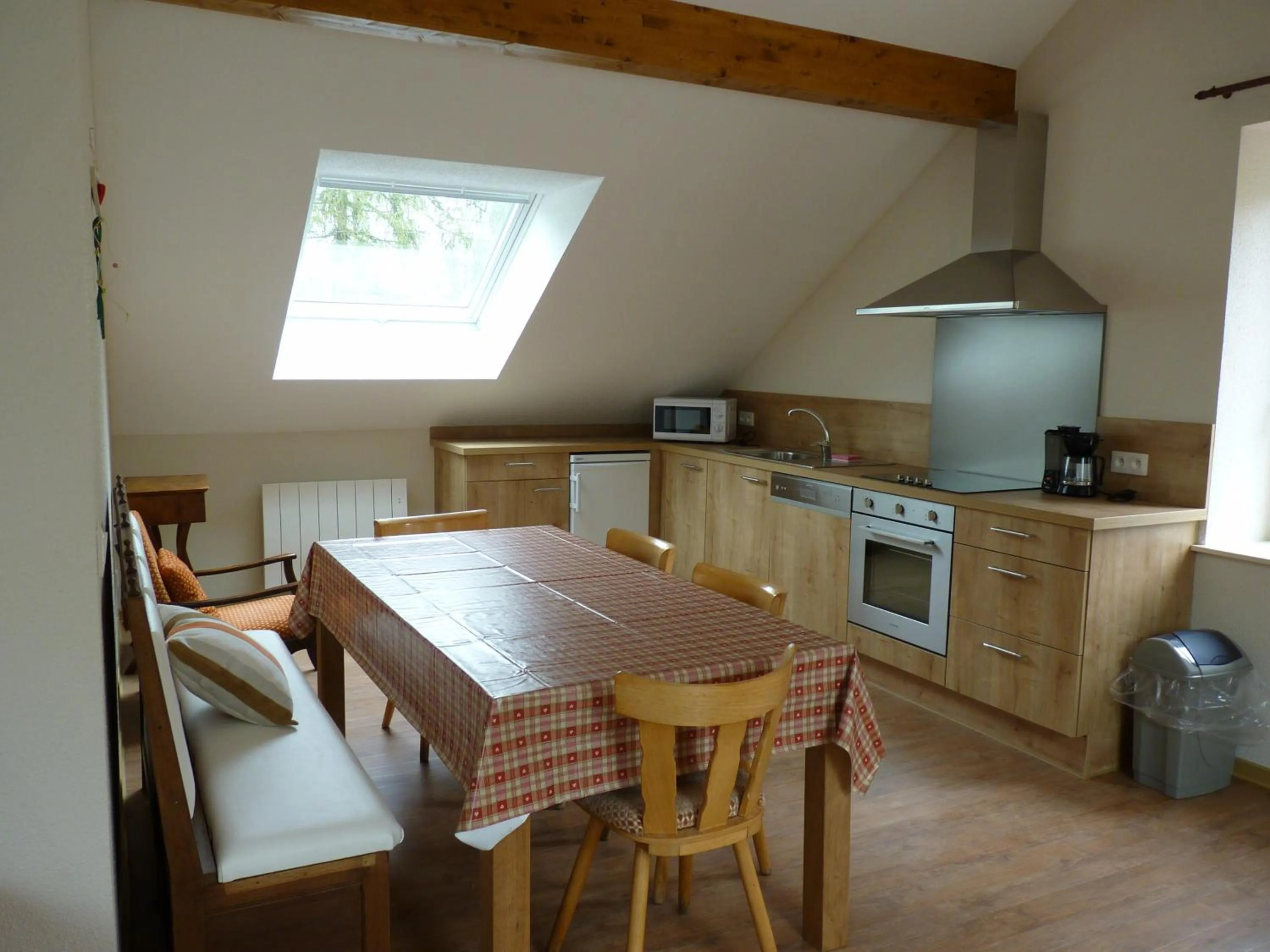 Day in Logis Hôtel Notre-Dame - restaurant ouvert midi et soir sauf dimanche soir