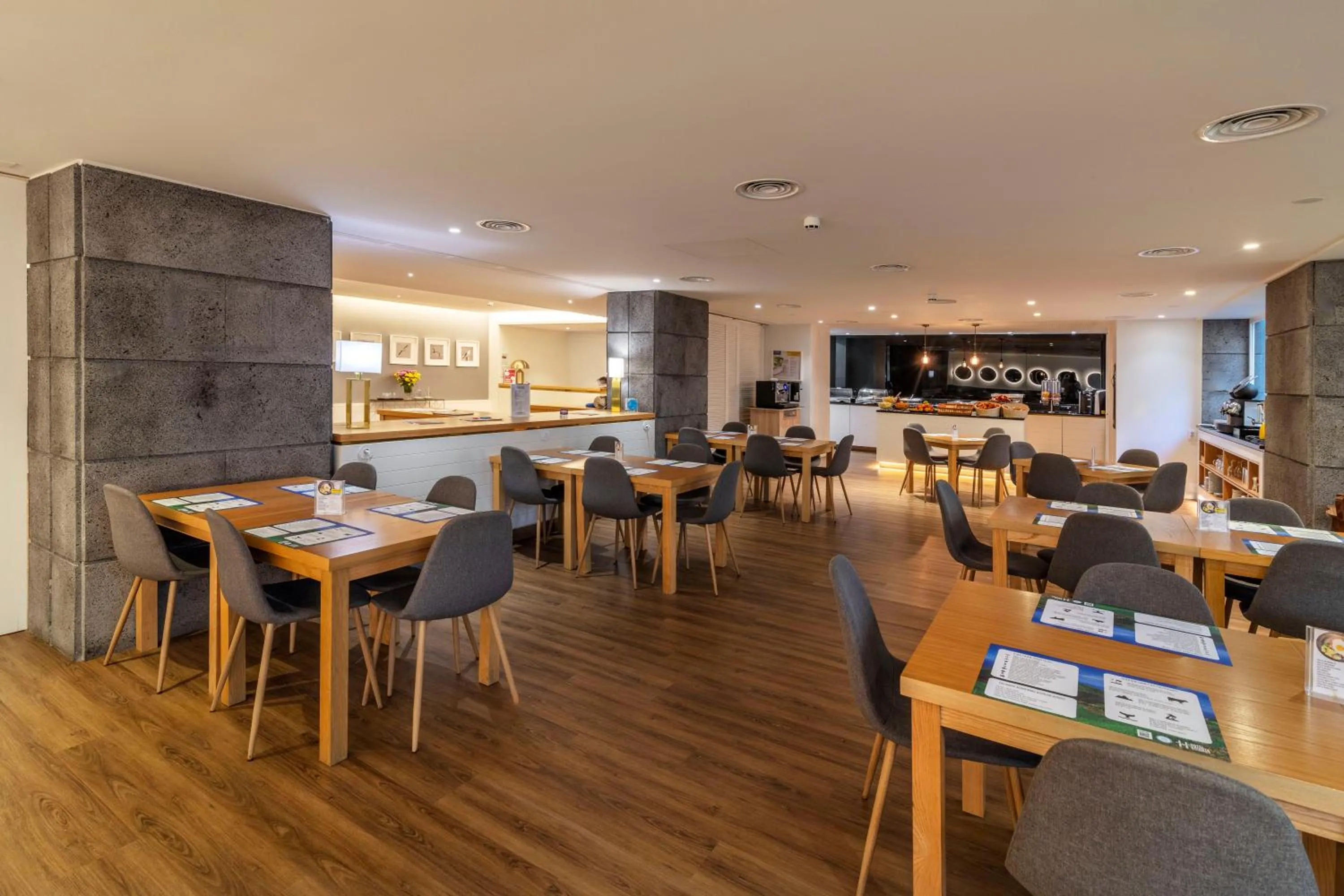 Breakfast in Hotel Gaivota Azores