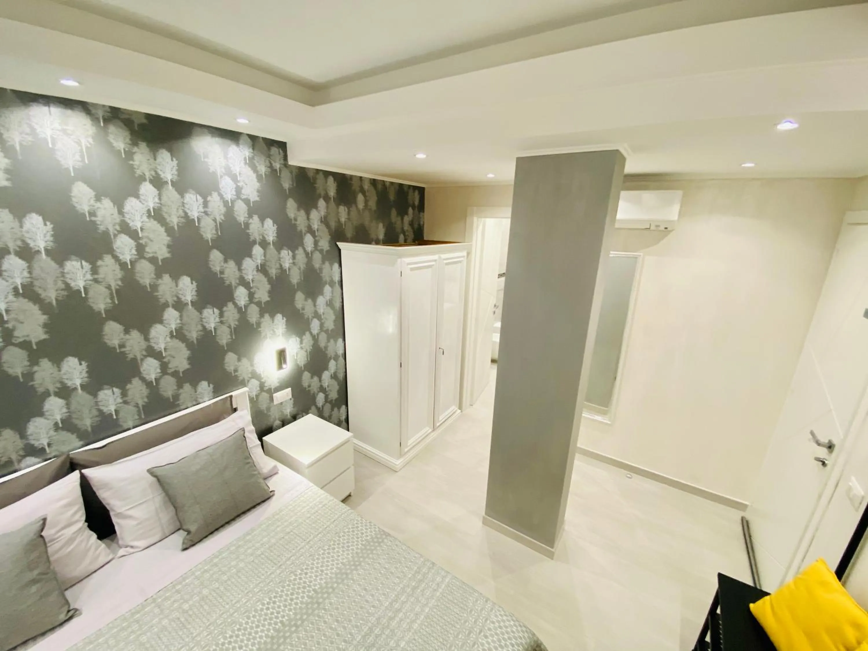 Bedroom, Bed in Olympic Suite Roma