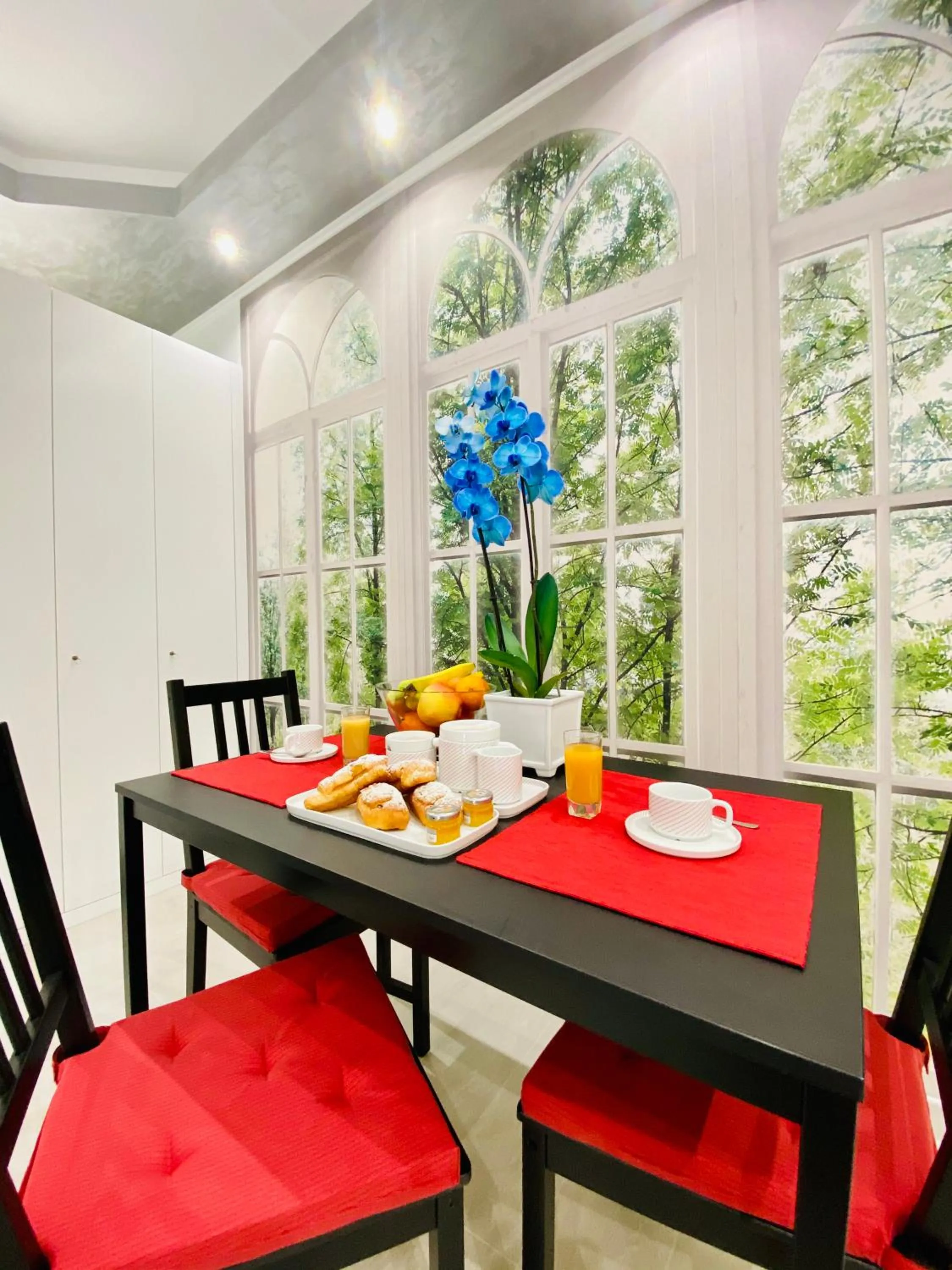 Continental breakfast in Olympic Suite Roma