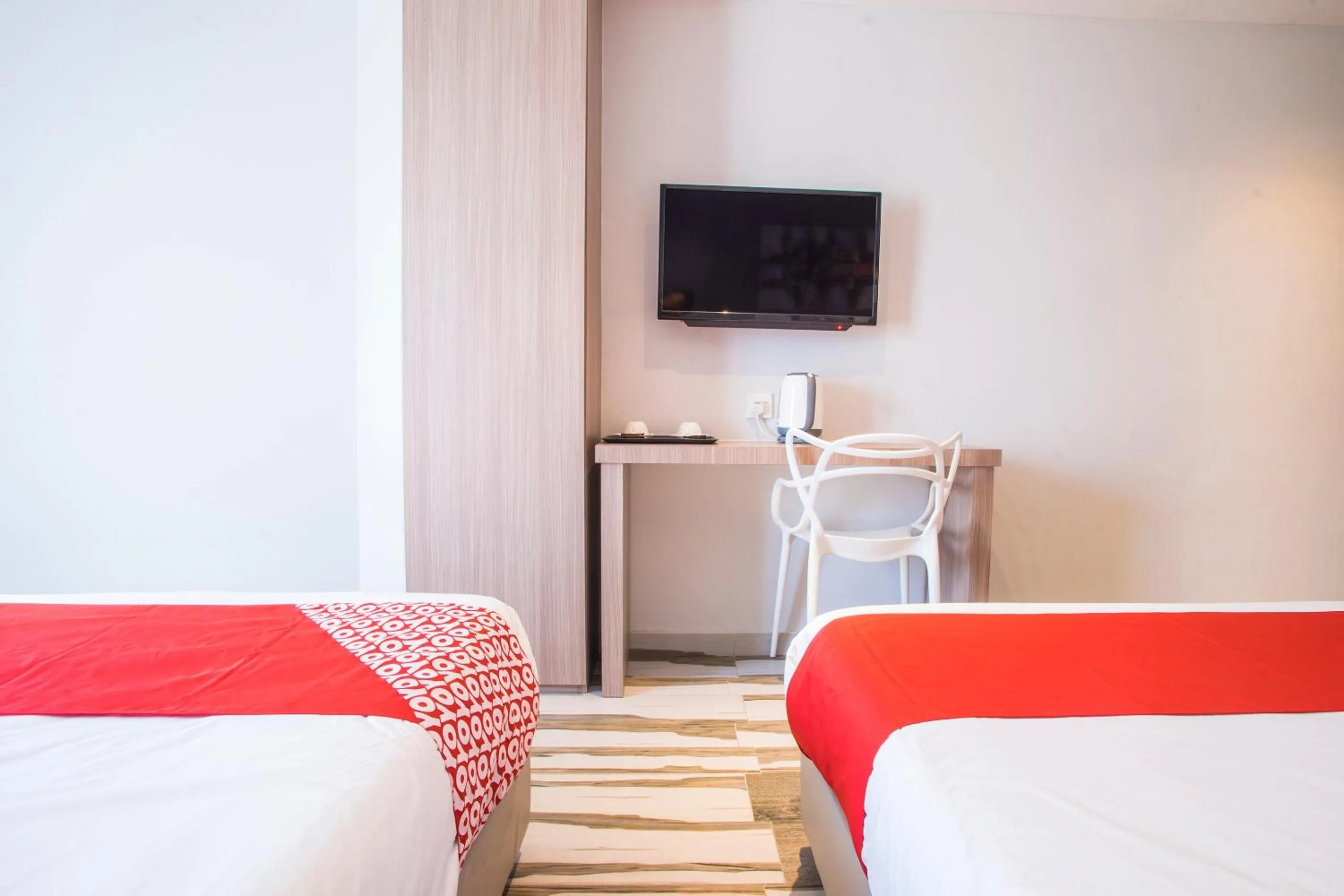 Bedroom, Bed in Hotel O Gs Hotels Near Strand Mall