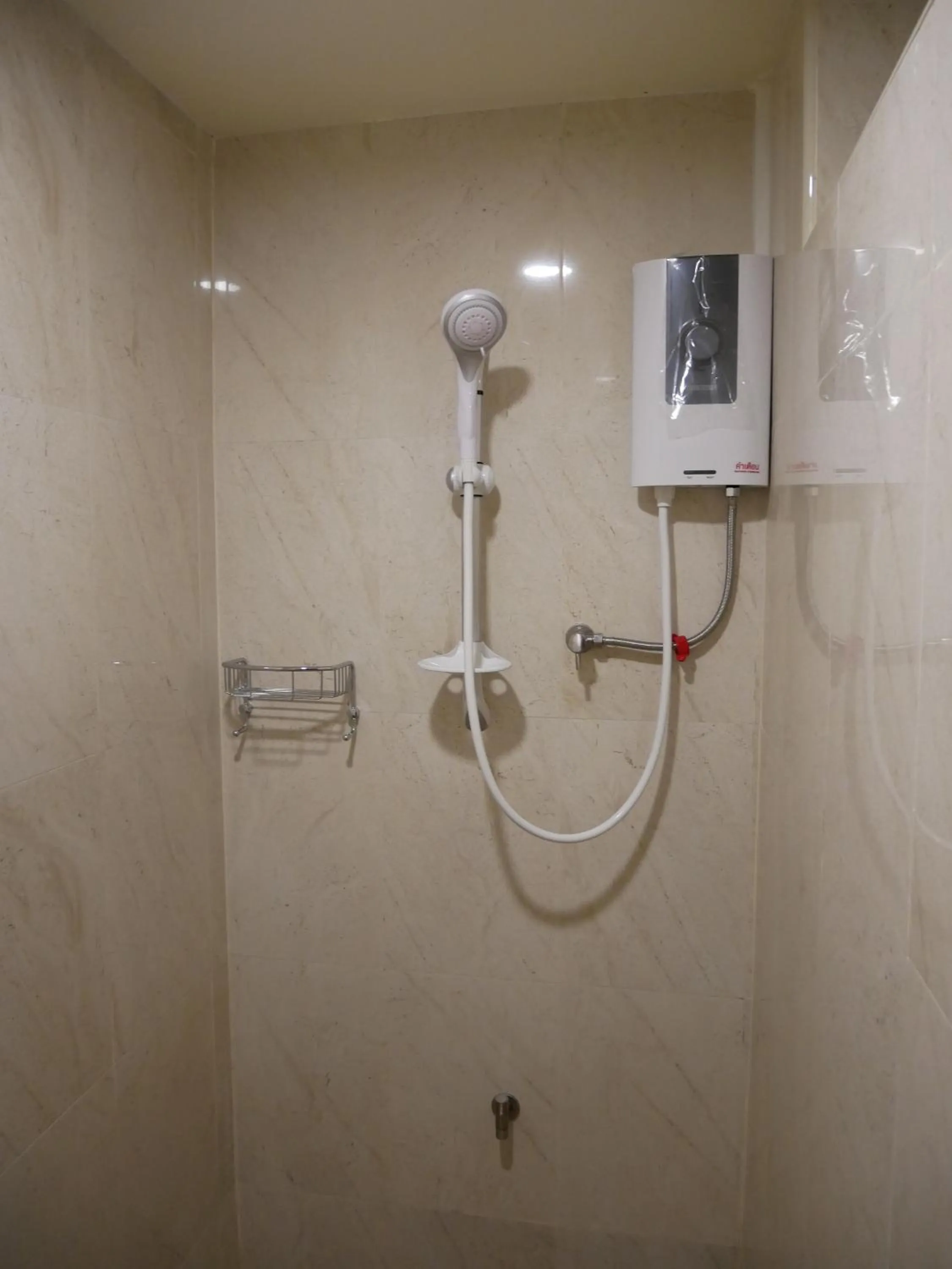 Shower in NP House Pratunam