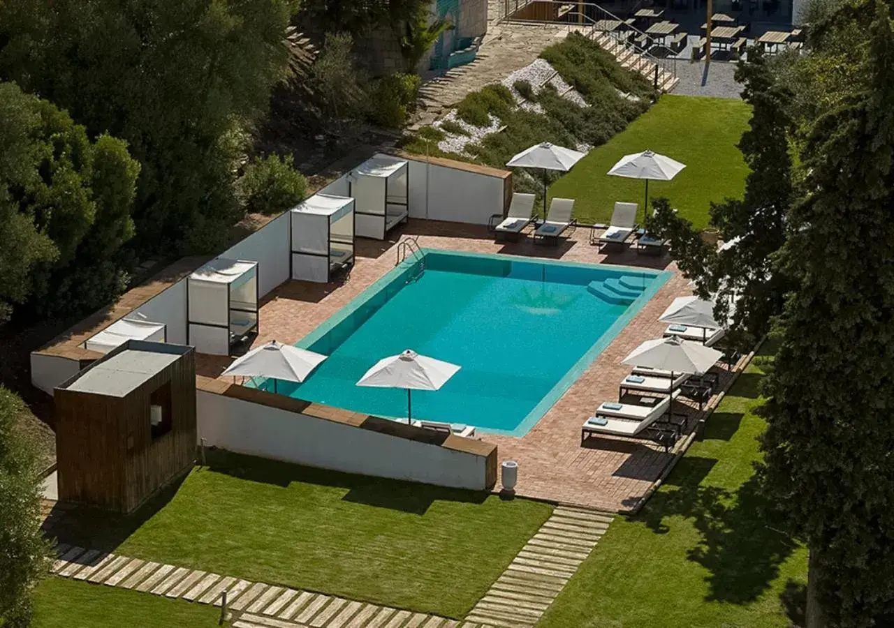 Swimming pool in Octant Santiago Swimming pool in Octant Santiago