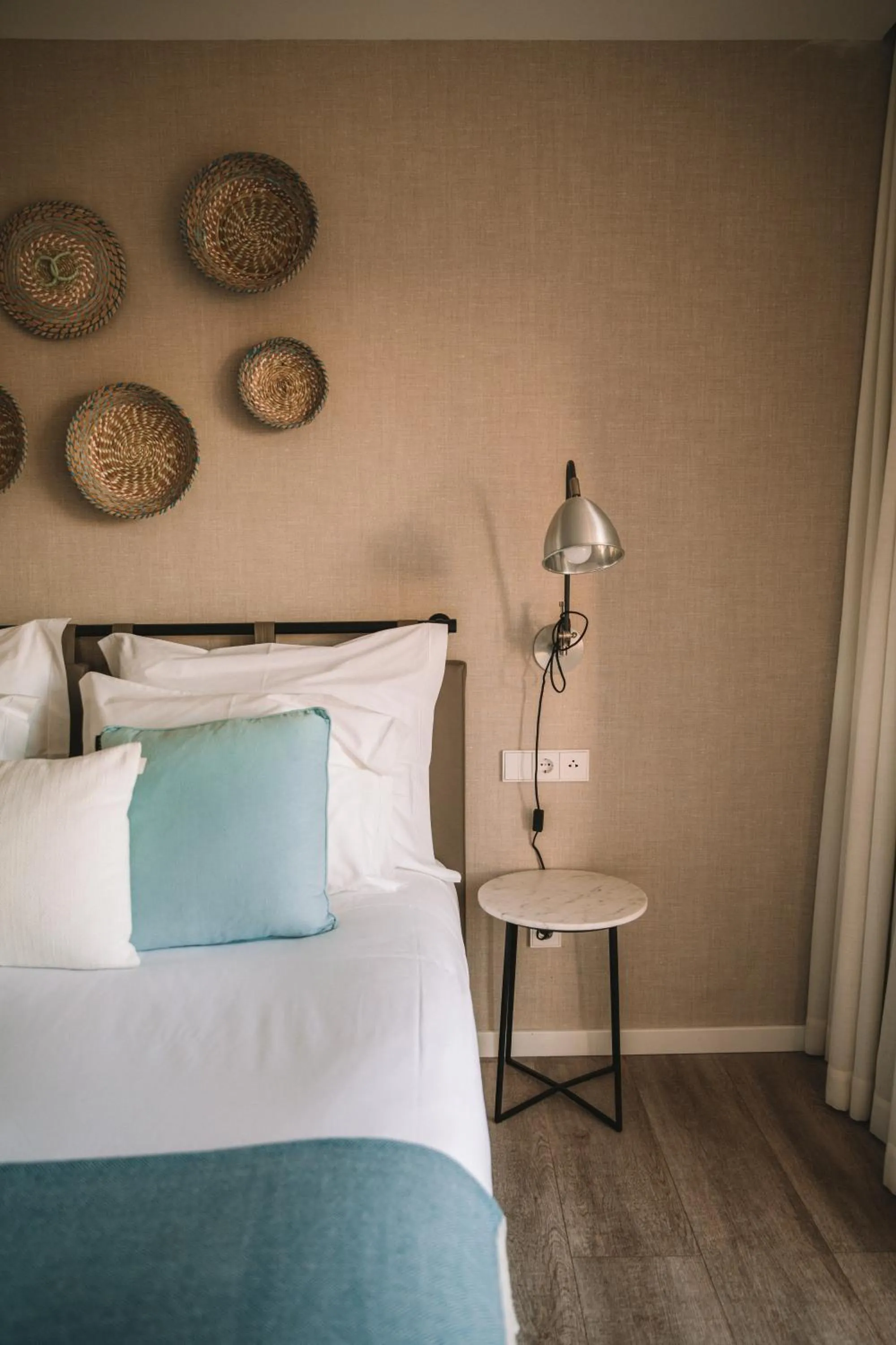 Bedroom, Bed in Santiago Hotel