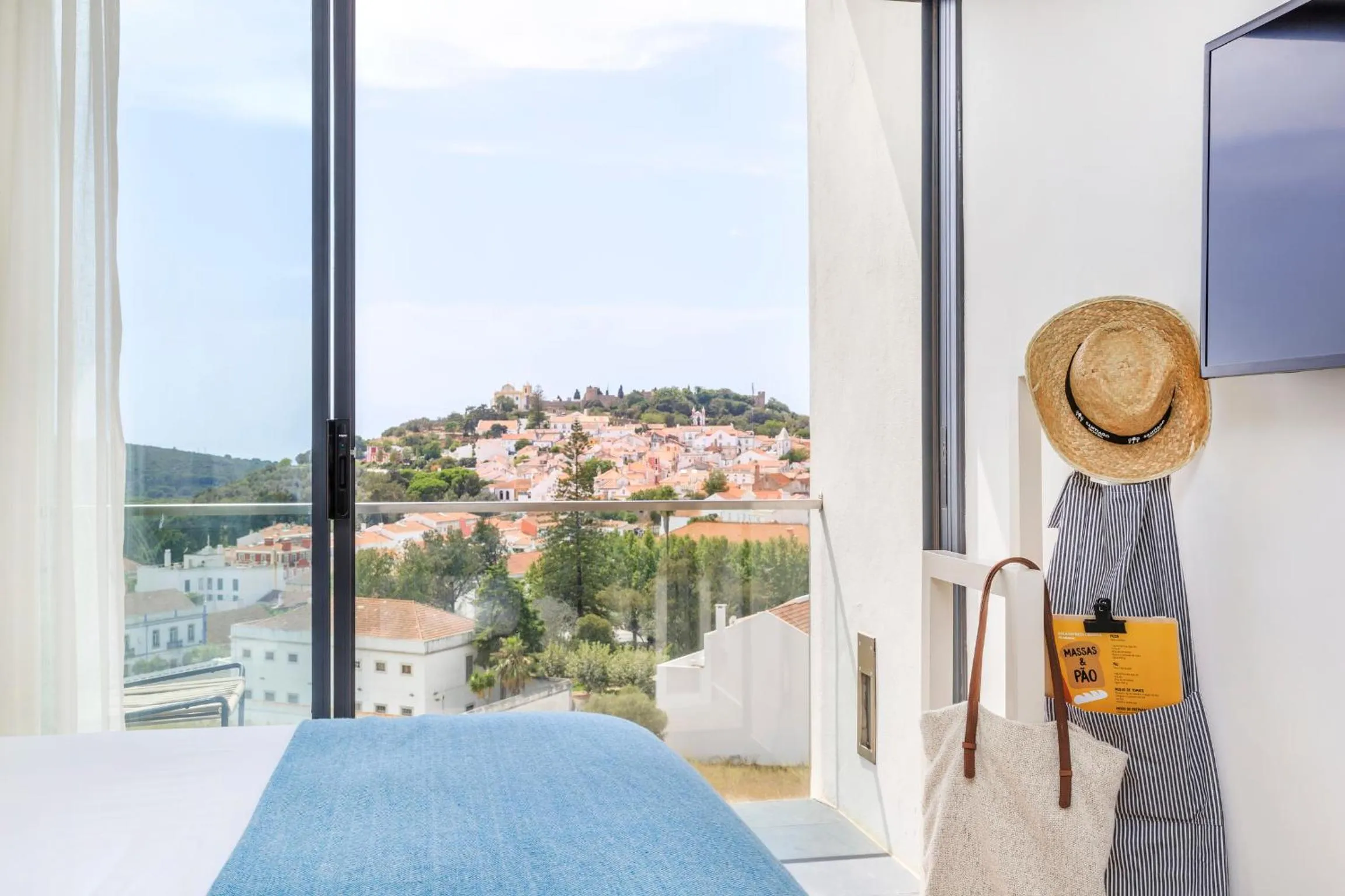 Double Room in Santiago Hotel Cooking & Nature