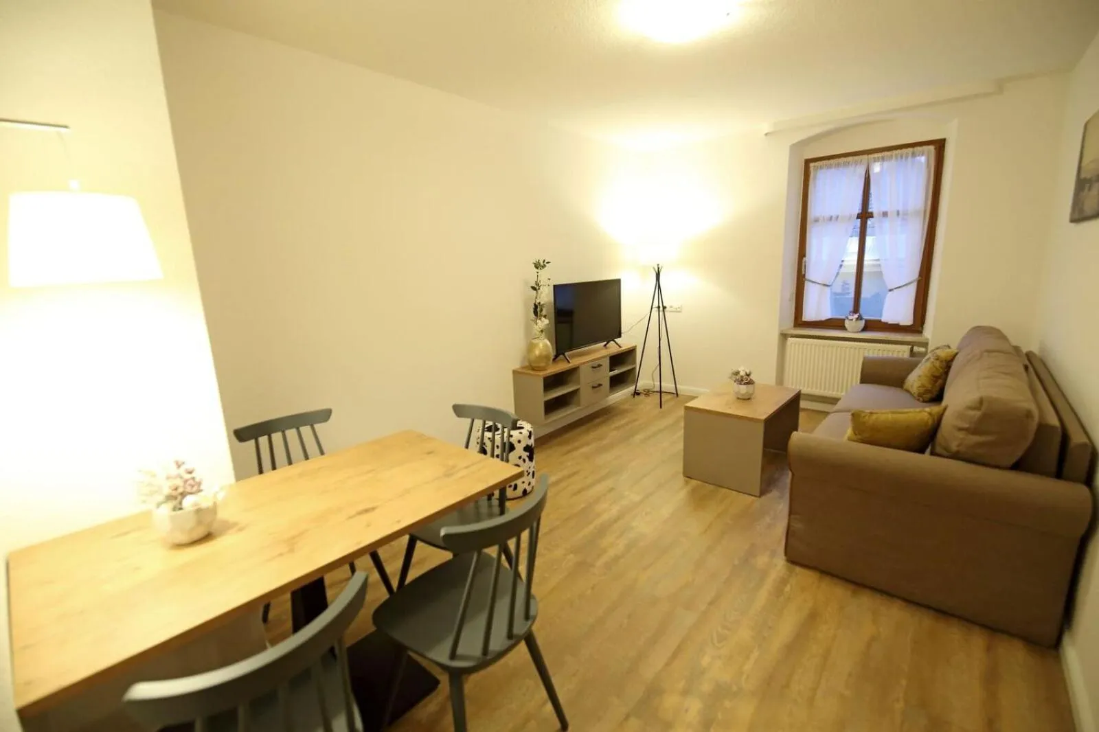 Photo of the whole room in Aparthotel Deutscher Kaiser Ferienwohnungen