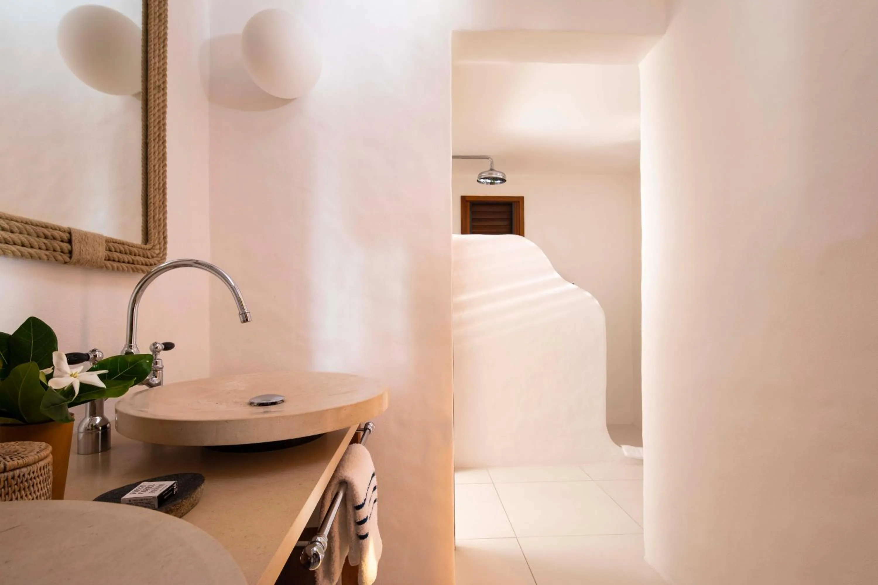 Bathroom in Hotel Manapany