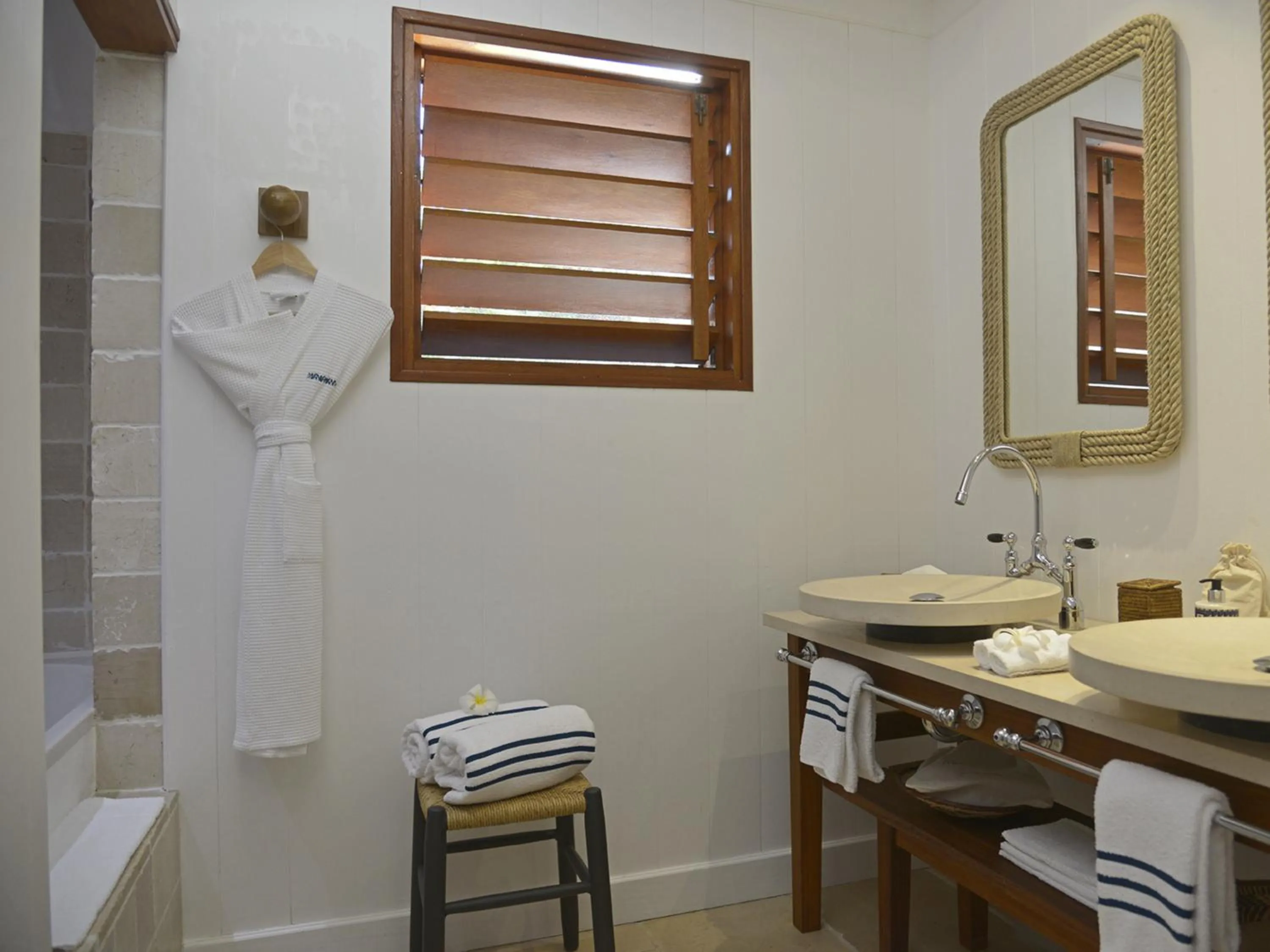 Bathroom in Hotel Manapany