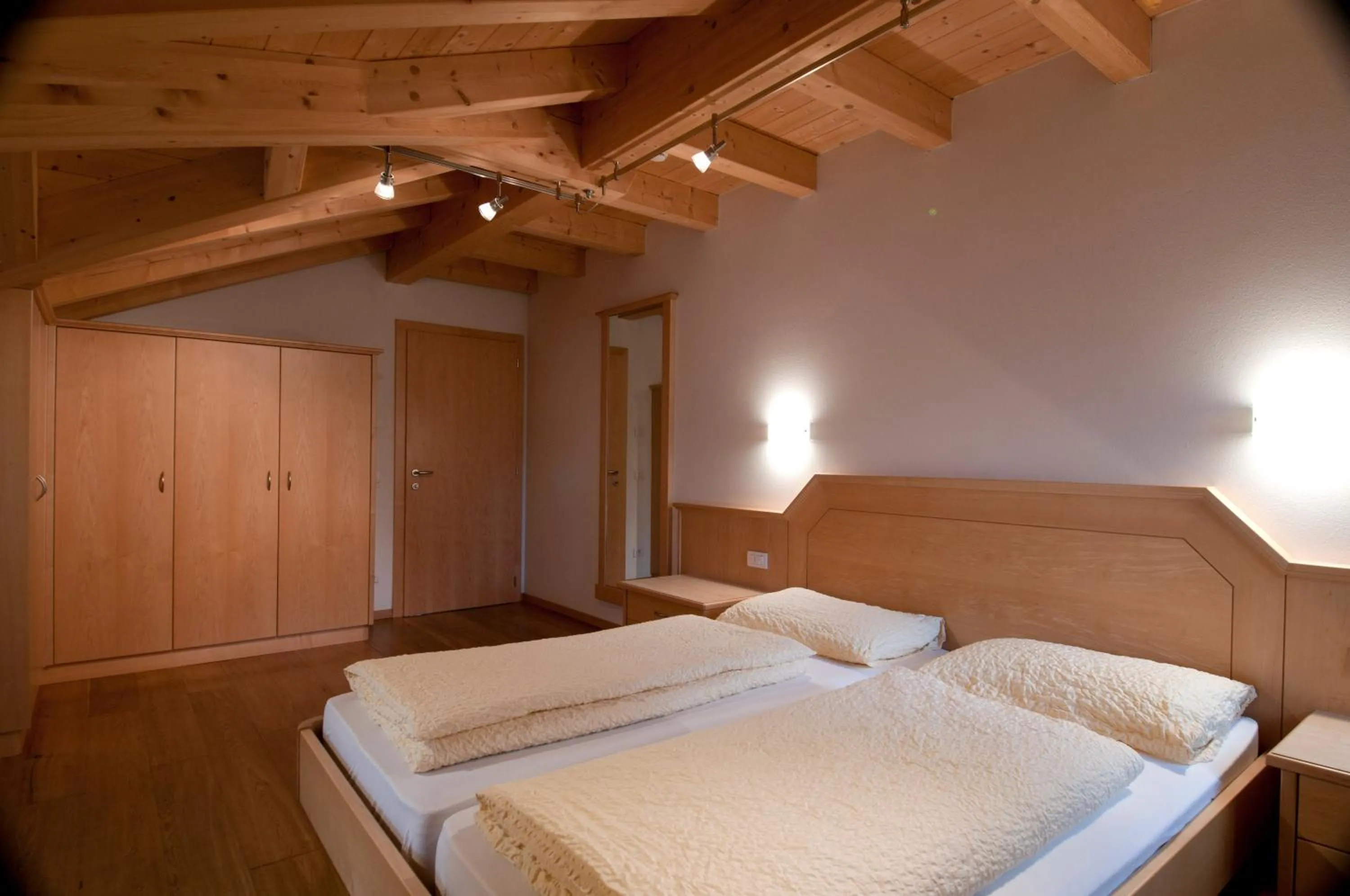 Photo of the whole room, Bed in Appartamenti Villa Olympia