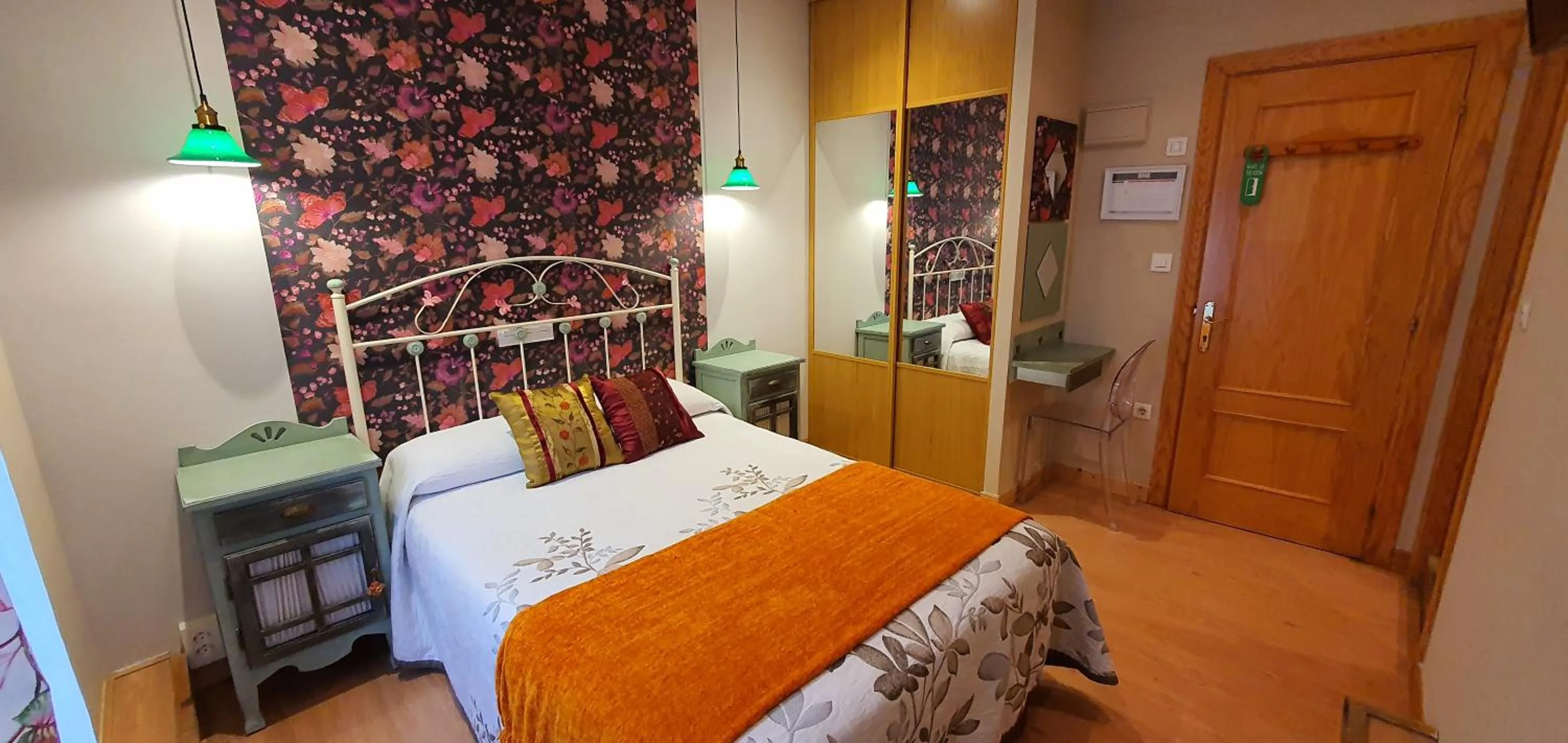 Bedroom, Bed in Hosteria Villa de Castro