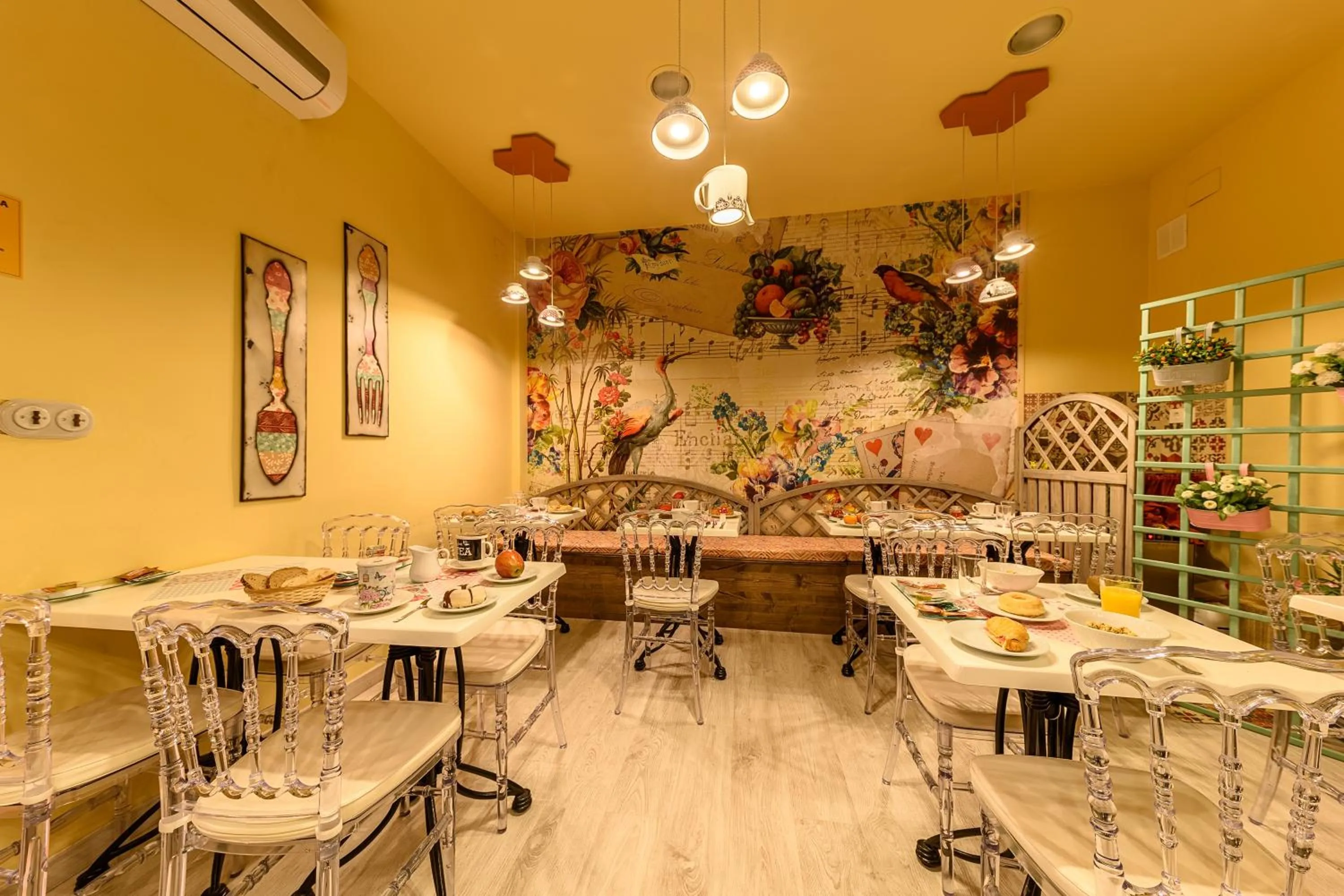 Breakfast in Hosteria Villa de Castro