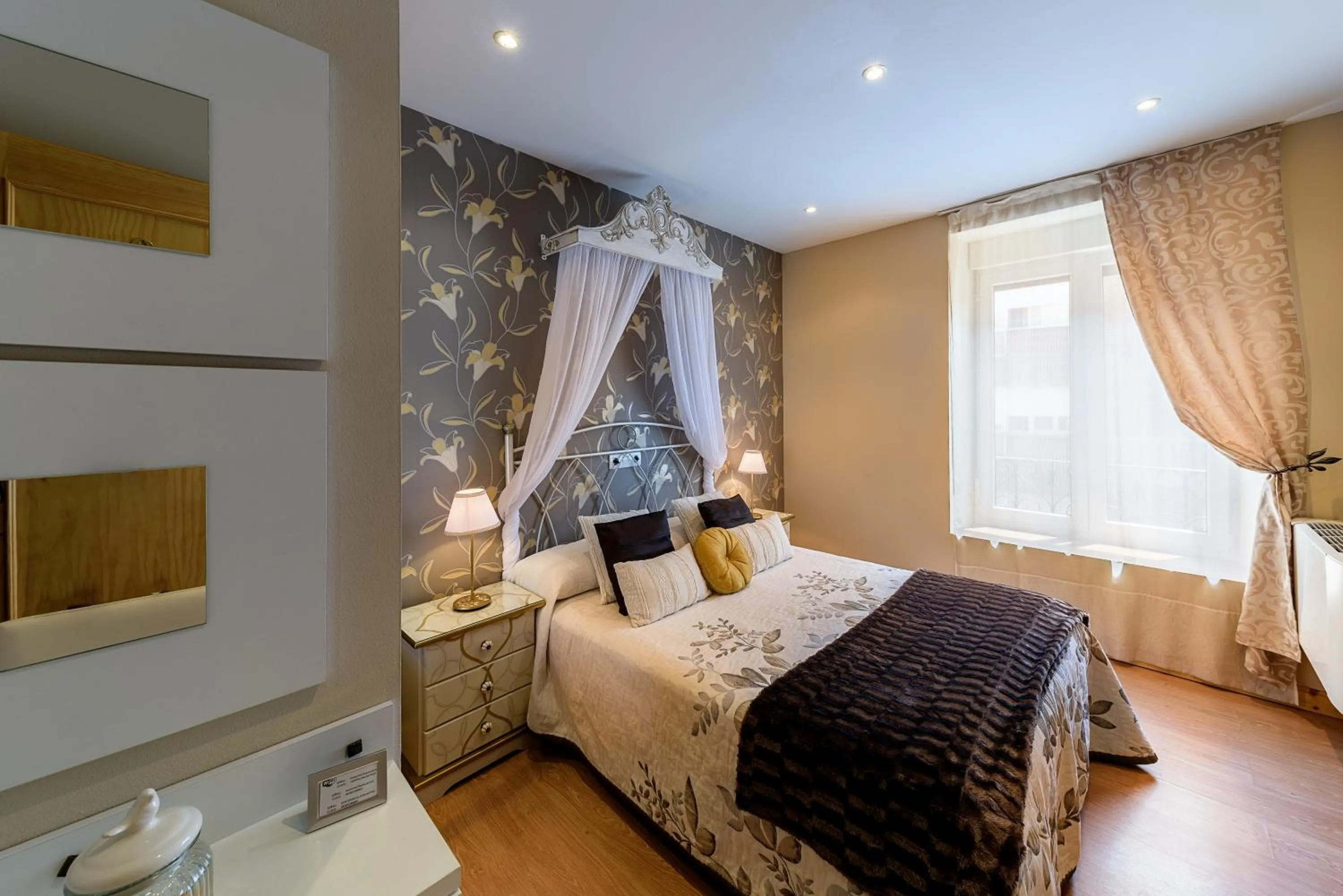 Bed in Hosteria Villa de Castro