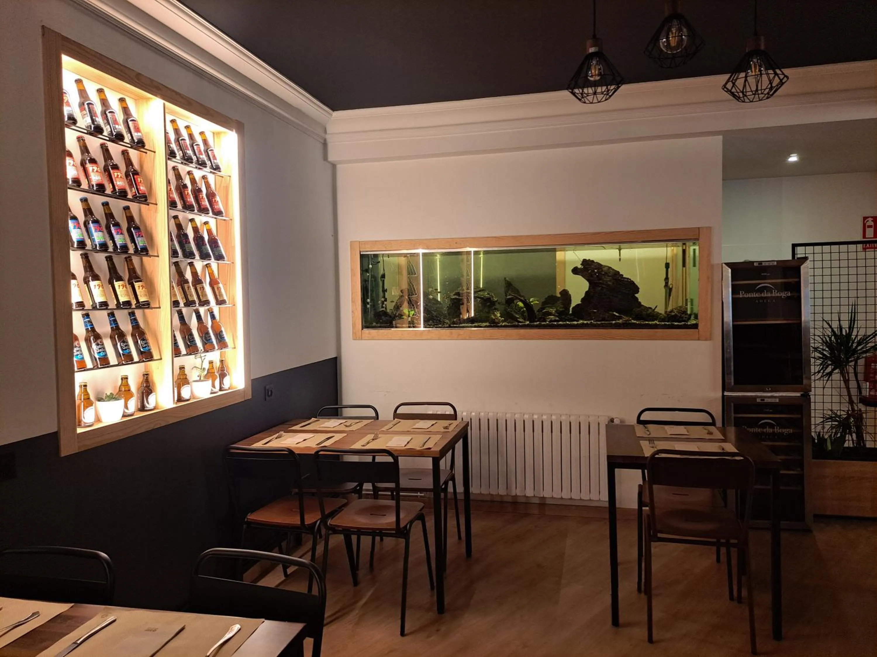 Restaurant/places to eat in Hotel Roquiño