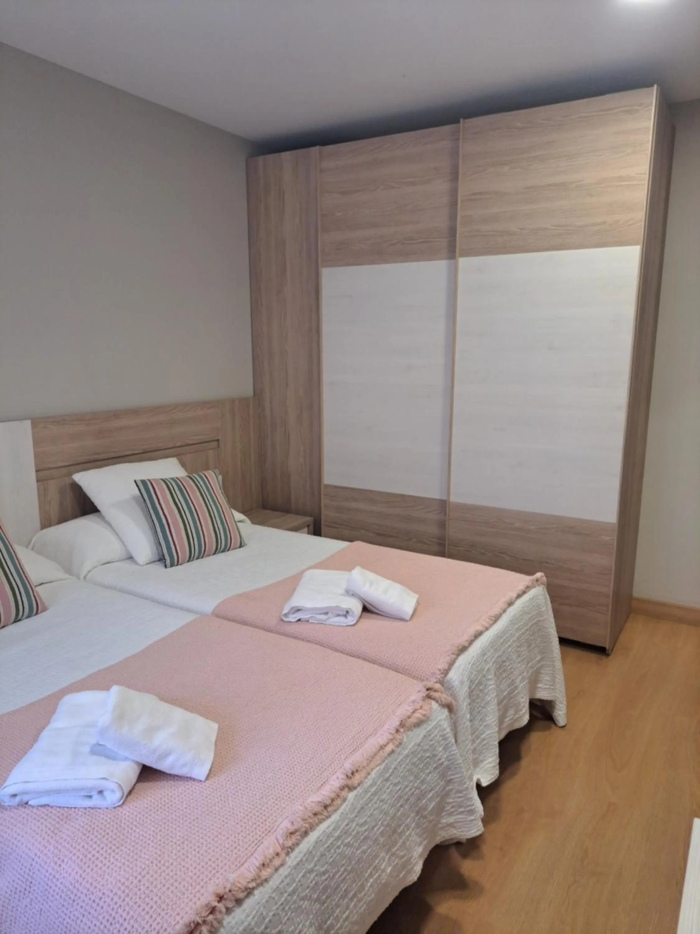 Bed in Hotel Roquiño