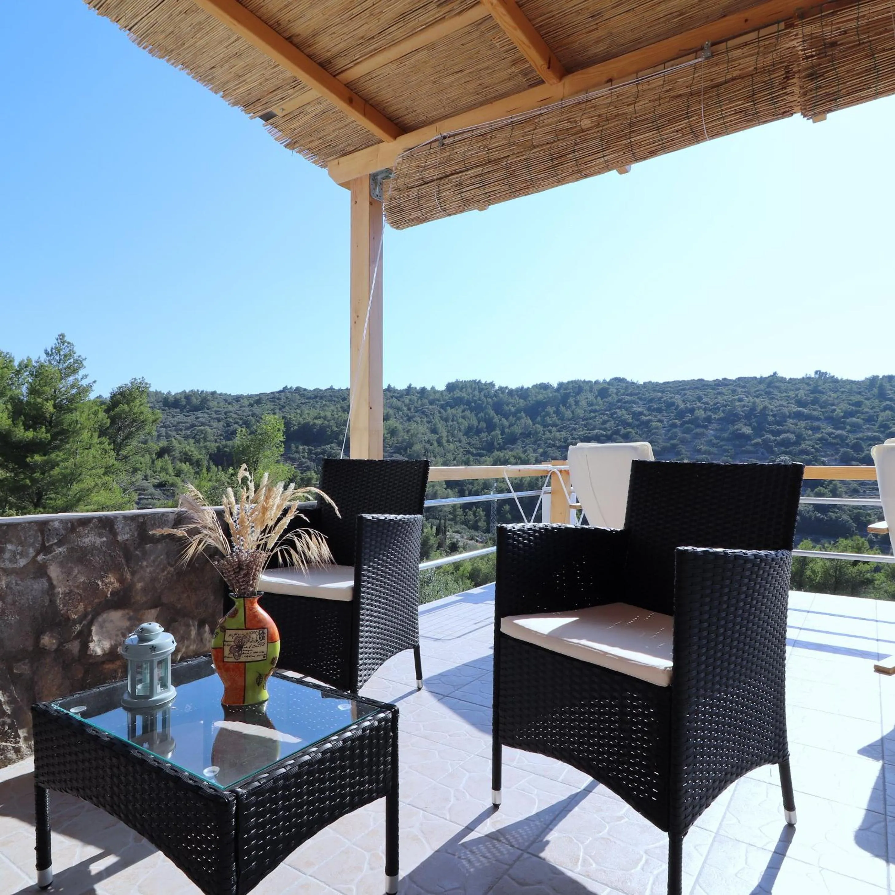 Balcony/Terrace in Greenside Cottage Lumi