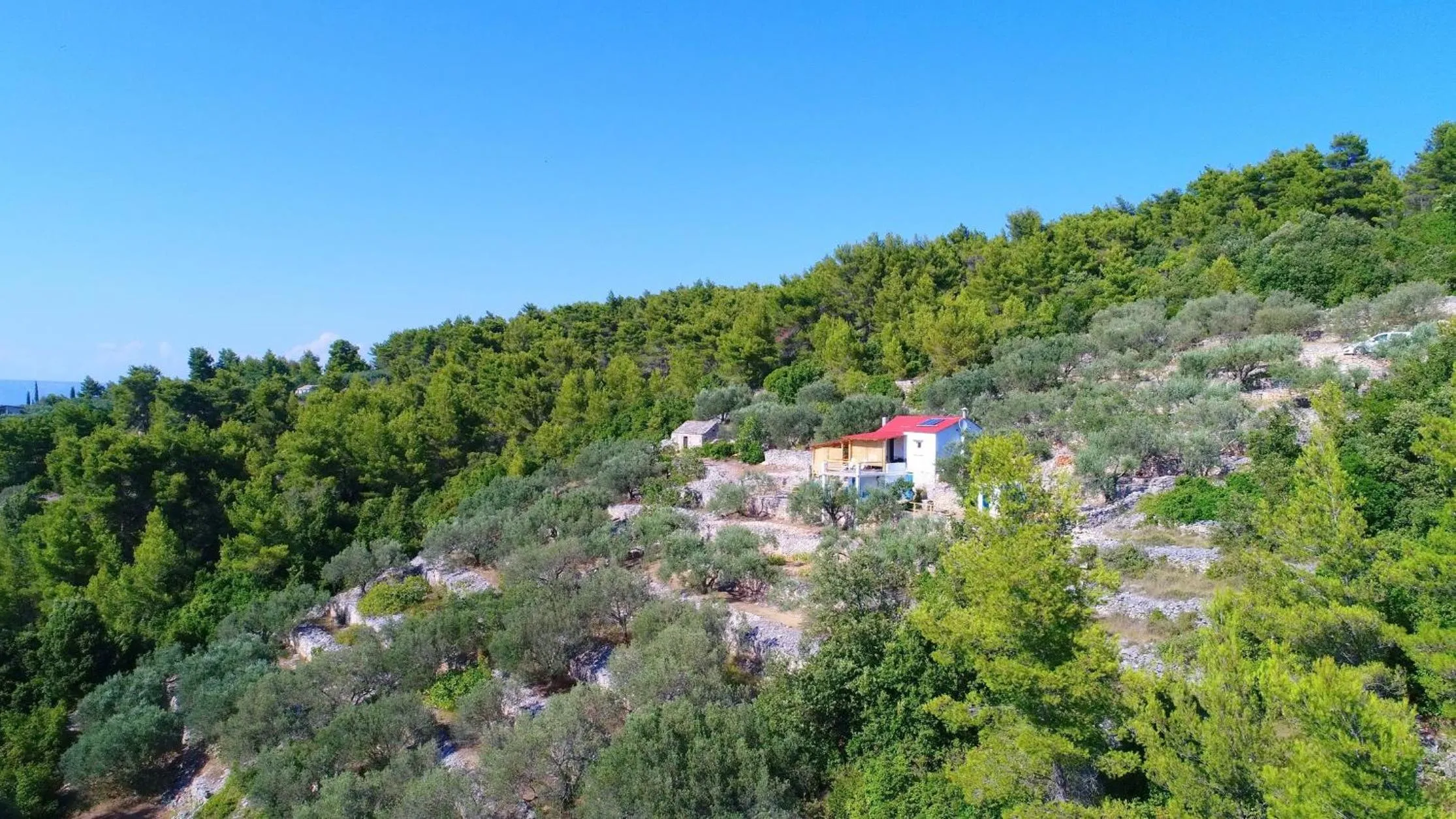 Property building in Greenside Cottage Lumi