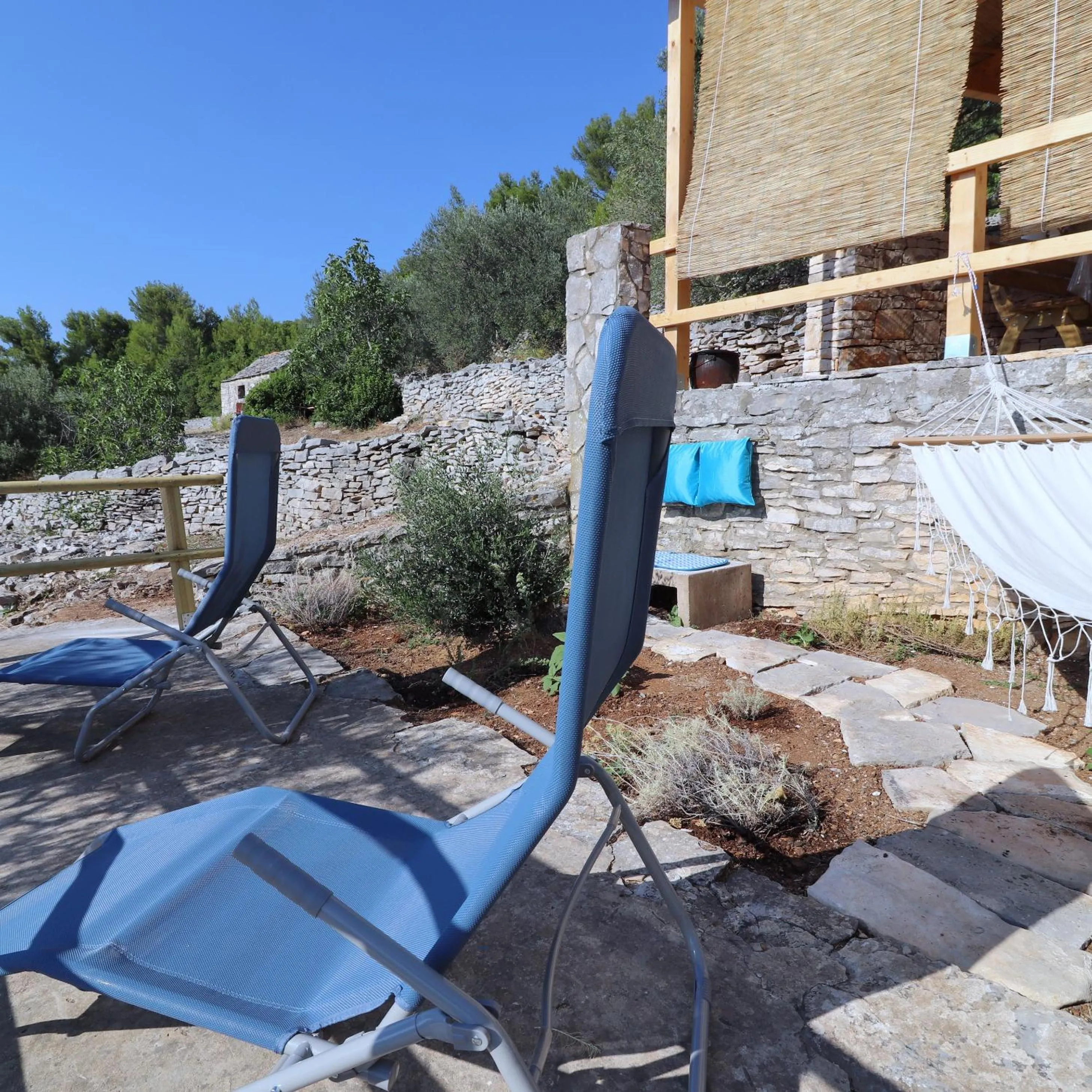 Patio in Greenside Cottage Lumi