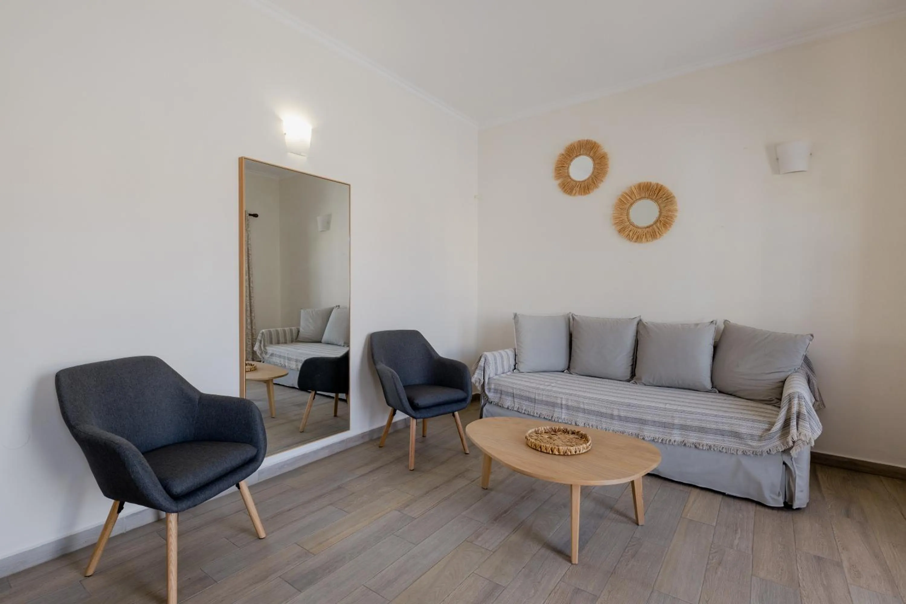 Living room in Opera House Hotel