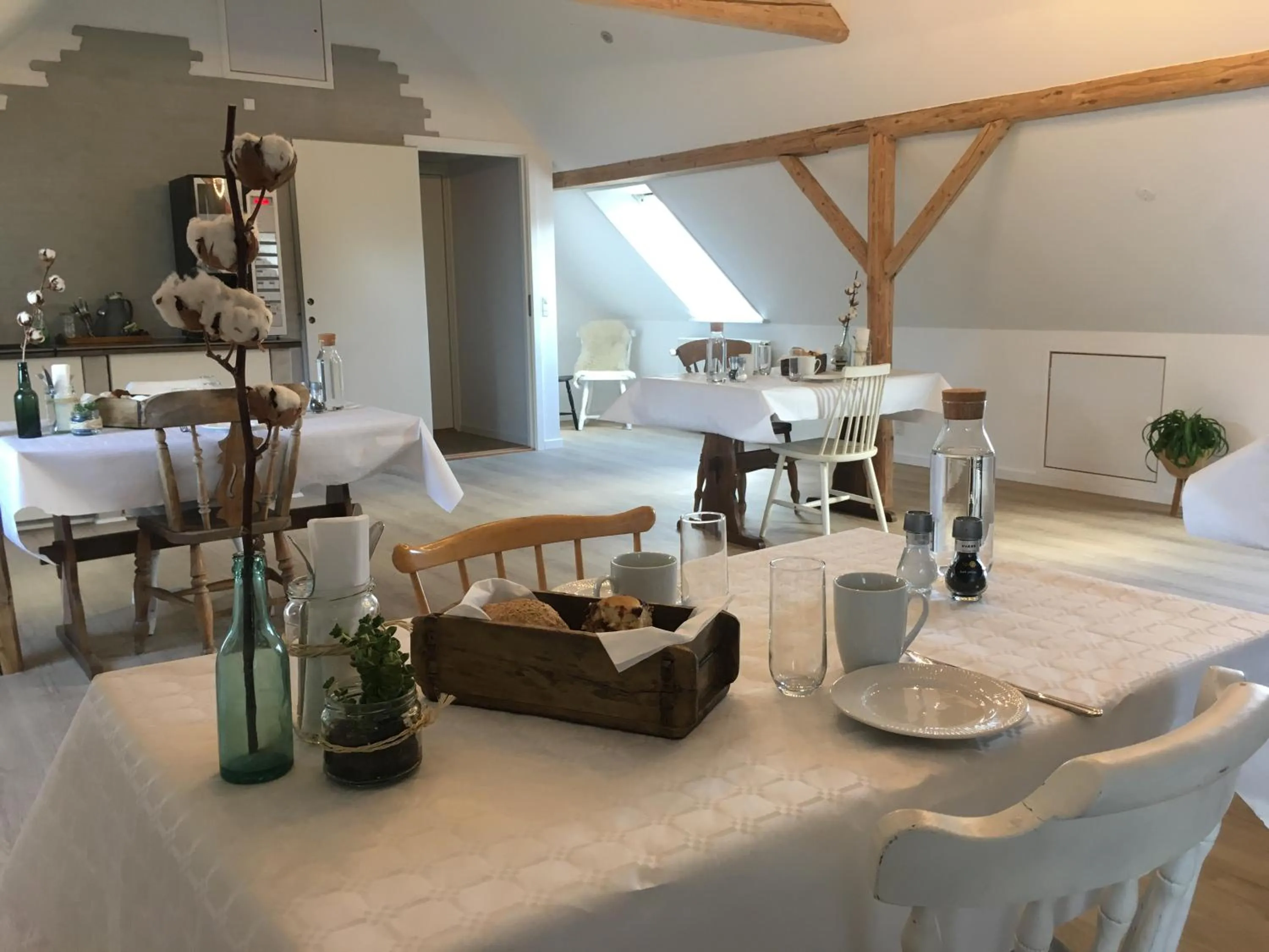 Banquet/Function facilities in Hos Mette