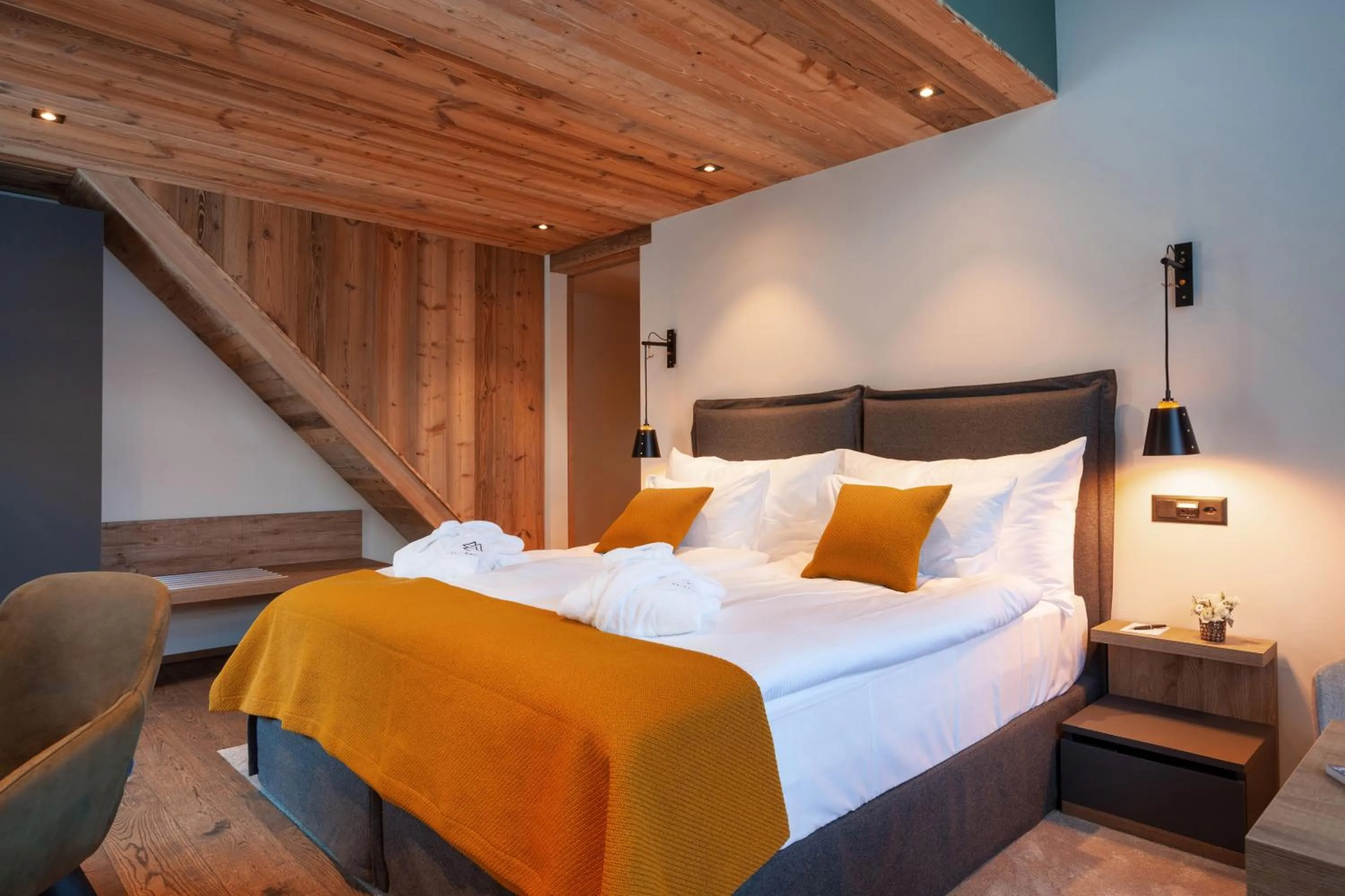 Bed in 22 Summits Boutique Hotel