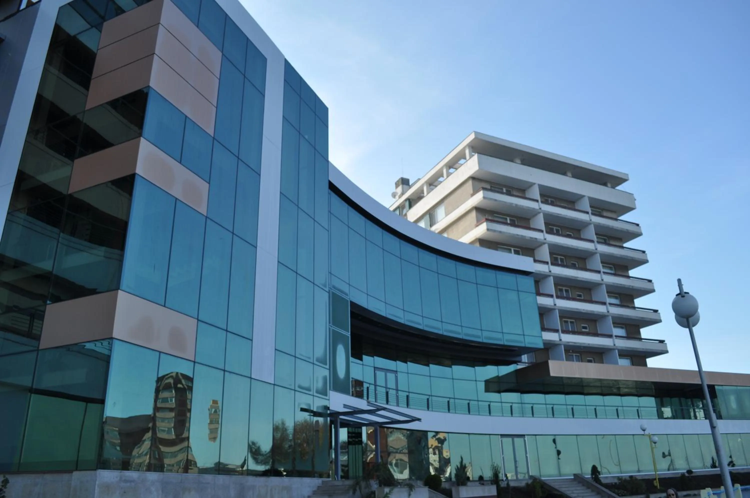 Facade/entrance in Hotel Delta 4