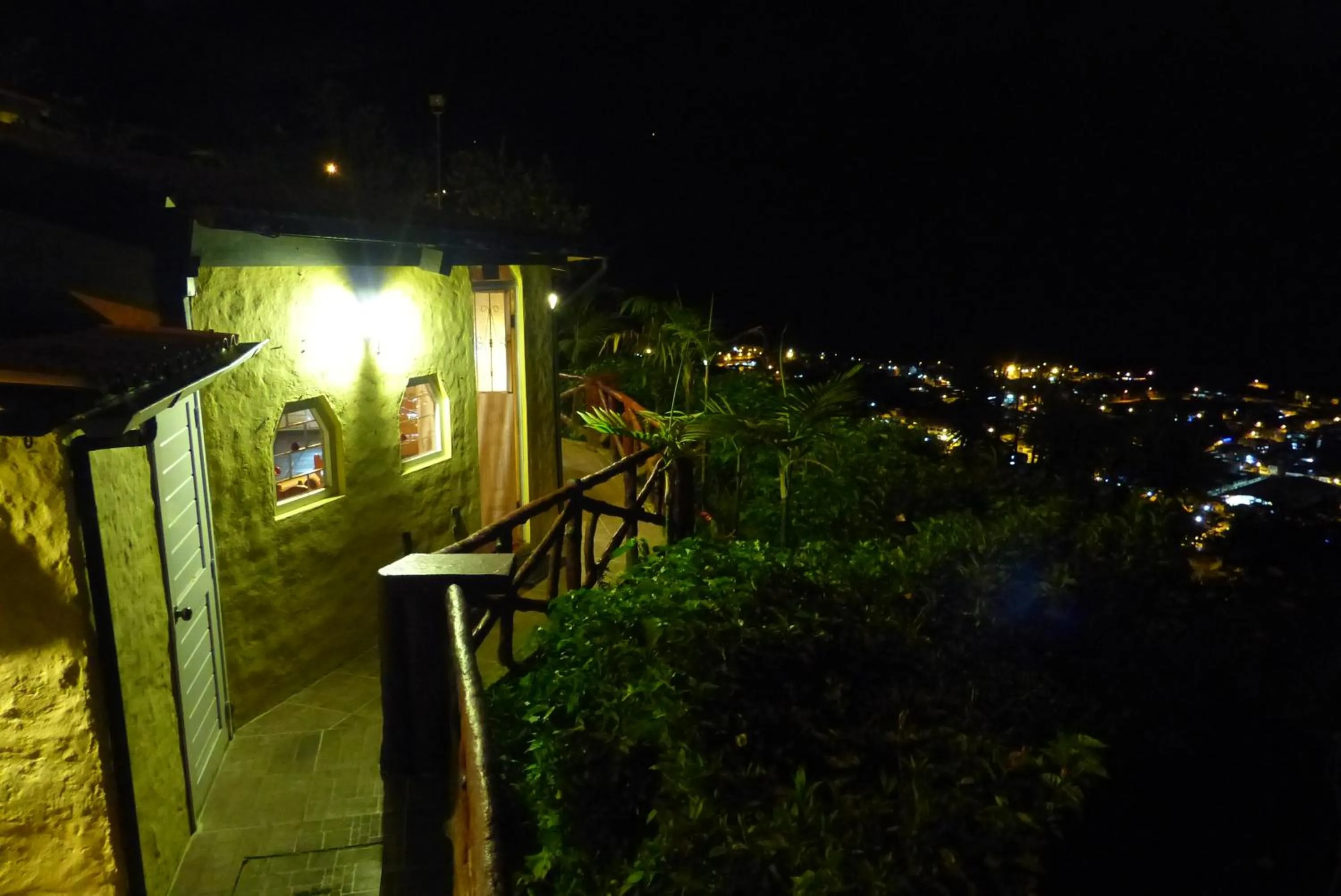 Balcony/Terrace in La Casa Amarilla