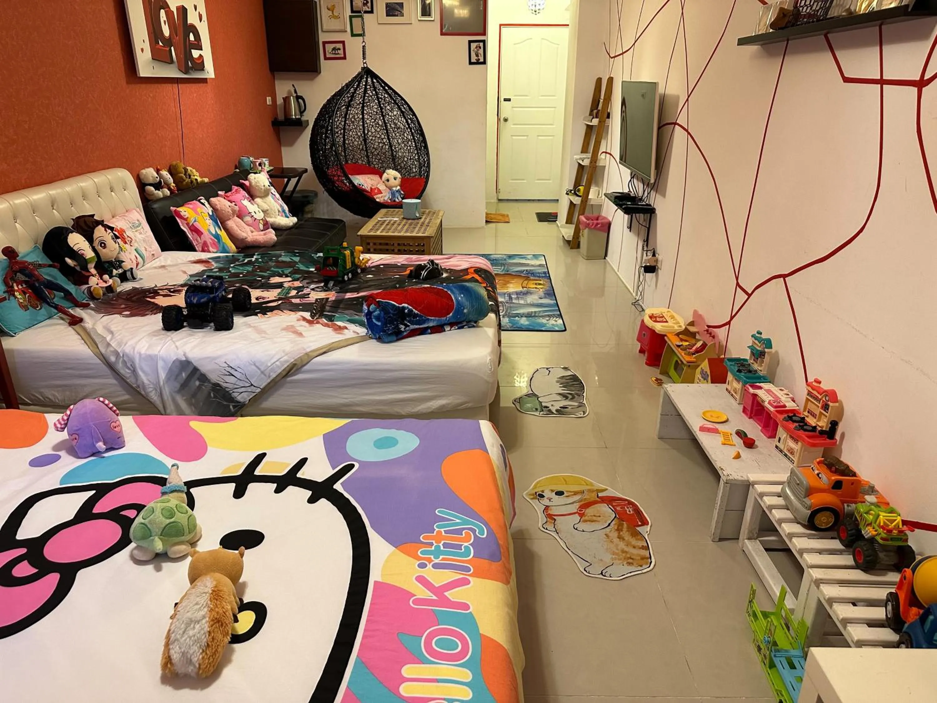 Photo of the whole room, Bed in Kenting Mola