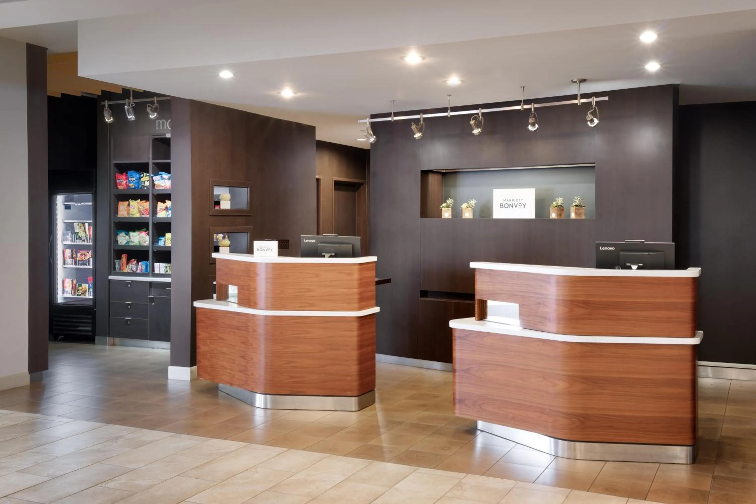 Lobby or reception in Courtyard by Marriott Houston NASA Clear Lake