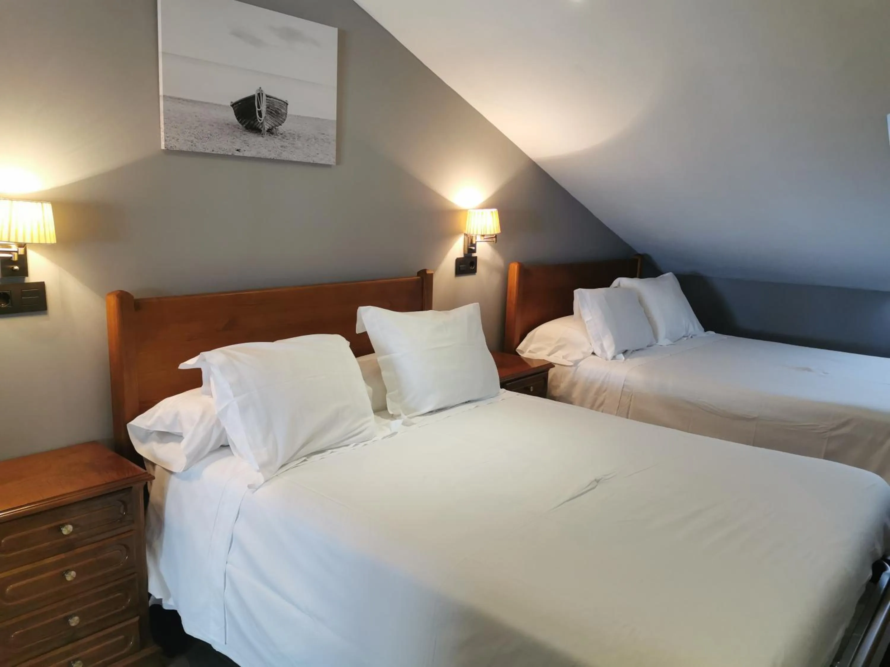 Bed in Hotel Arco Navia