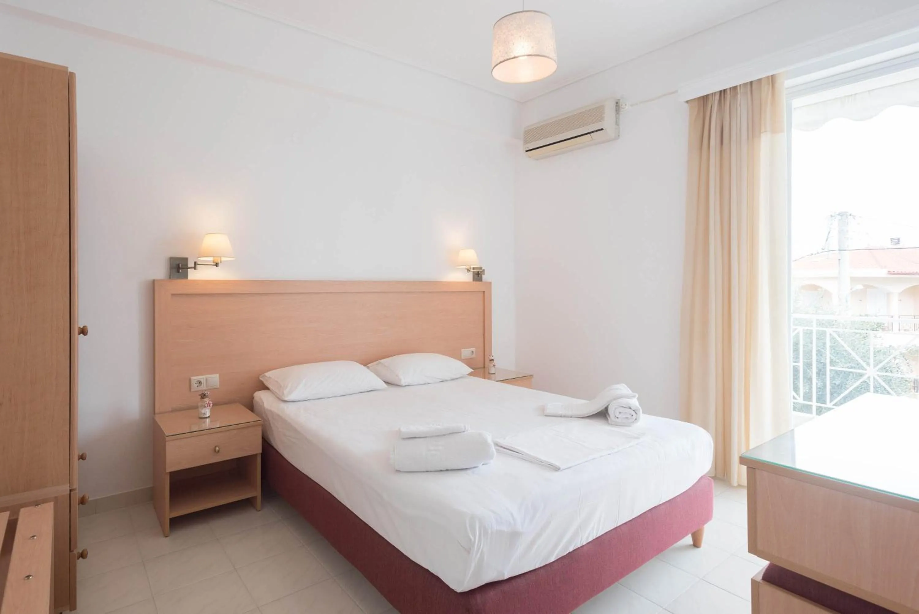Erato Apartments