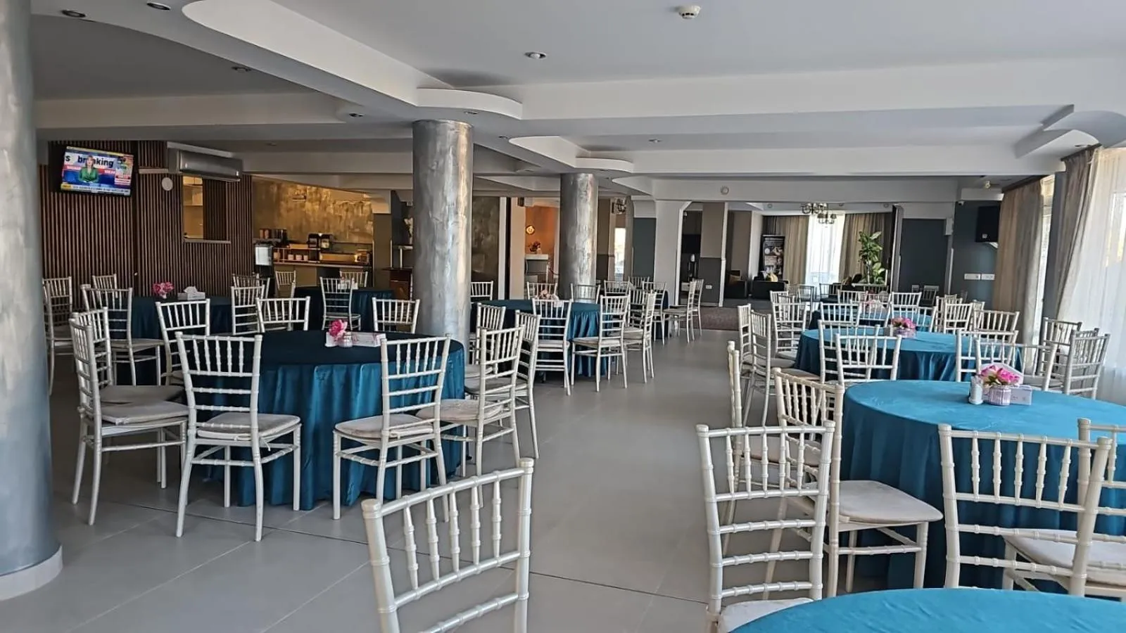 Restaurant/places to eat in Casa Mureșan