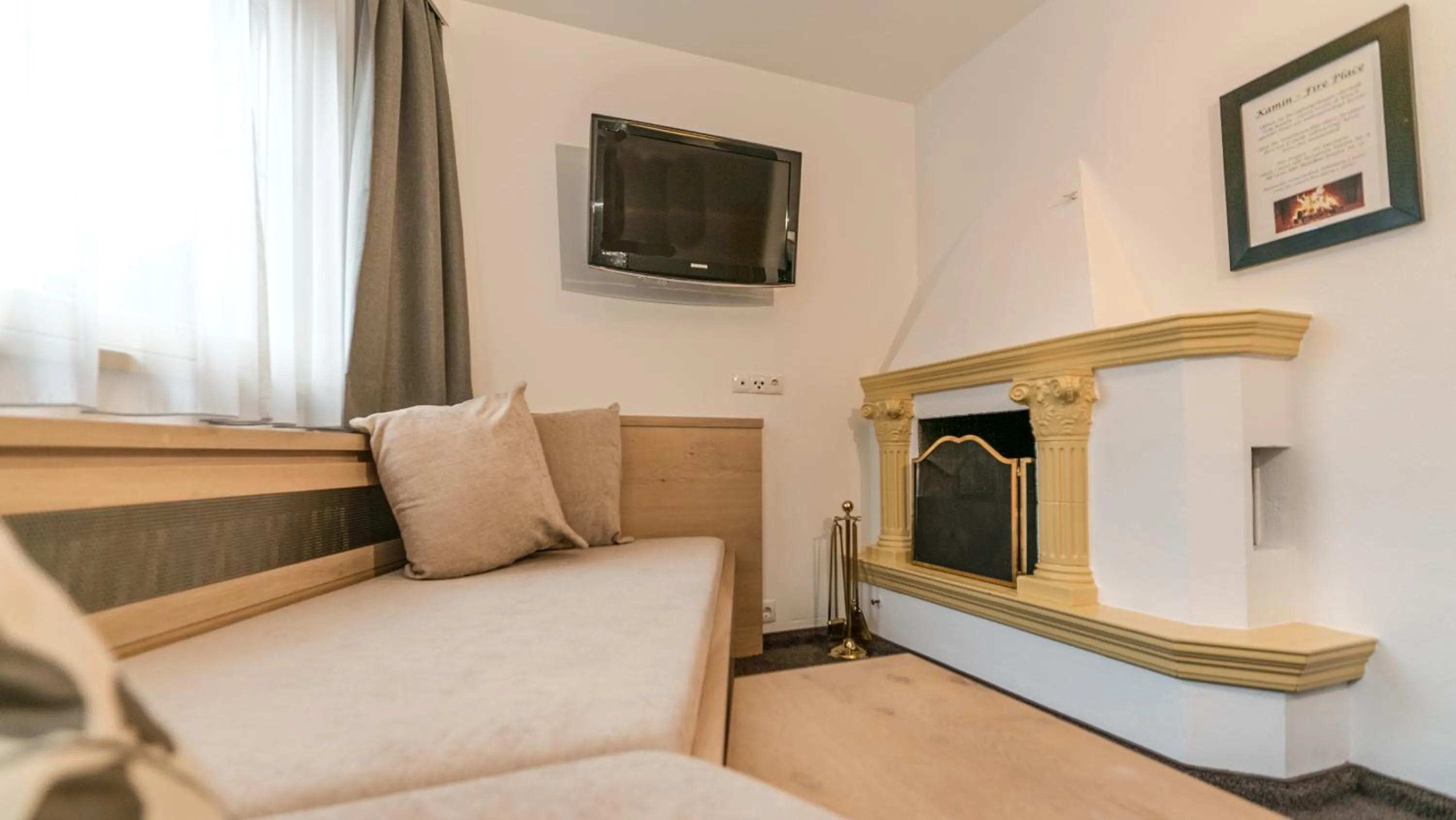 Seating area, Bed in Wellnesshotel Mein Almhof Superior